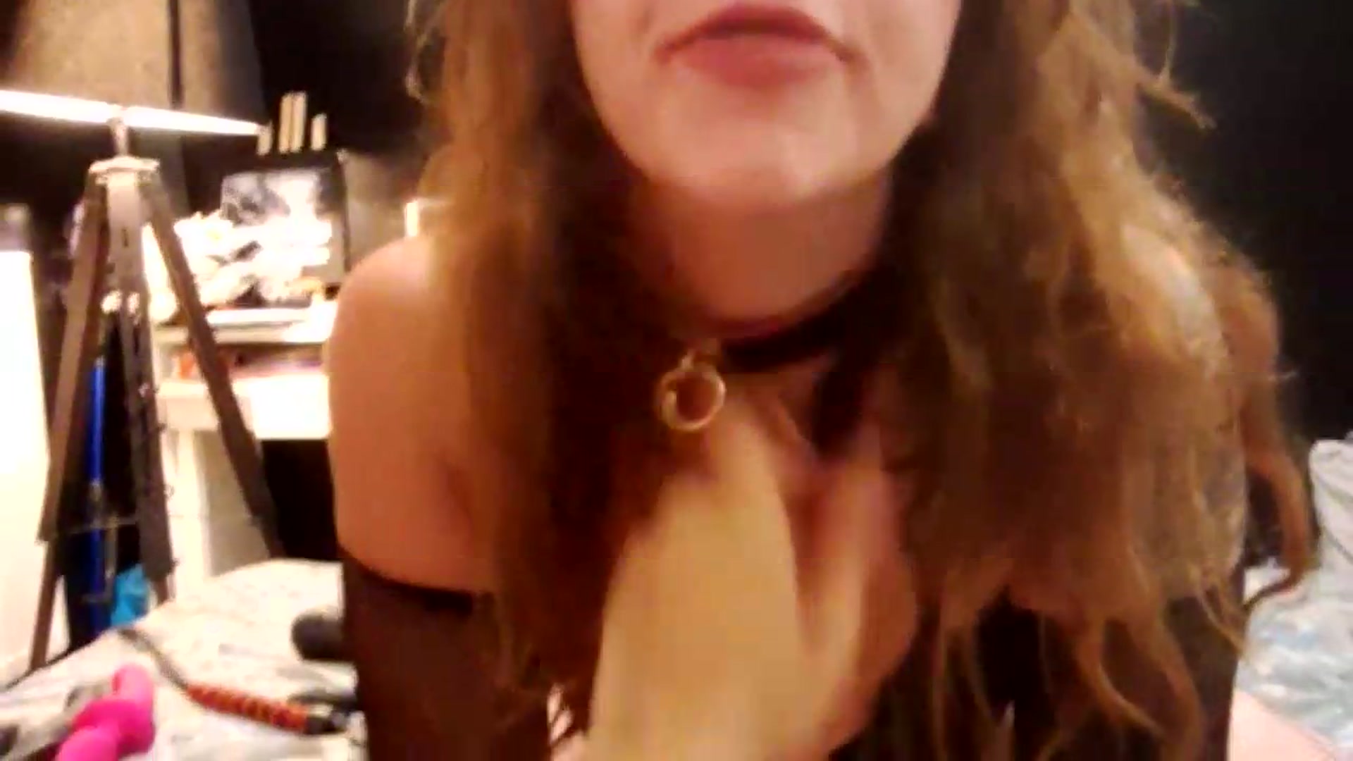 Gallery image thumbnail from Vixeyyy's myfreecams stream on, 07/16/2026, 24:01 image 4 of 20