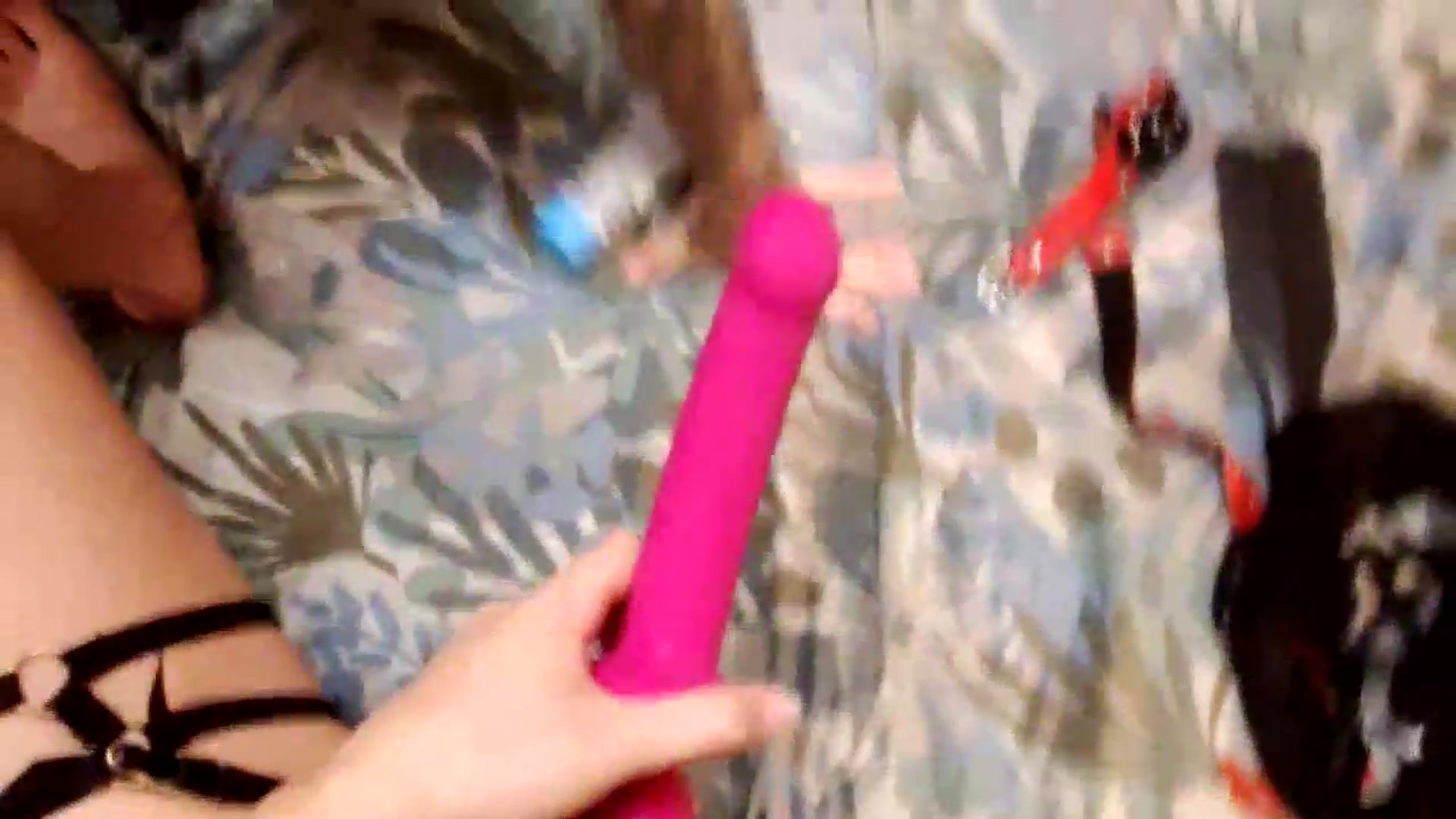 Gallery image thumbnail from Vixeyyy's myfreecams stream on, 07/16/2026, 01:00 image 18 of 20