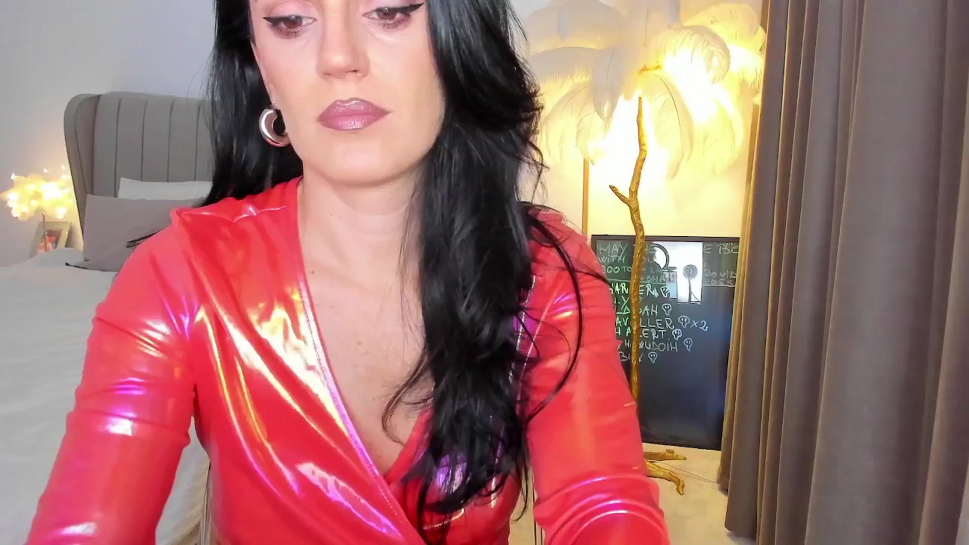 Gallery image thumbnail from VixxxenDrug's myfreecams stream on, 05/18/2025, 22:21 image 5 of 20