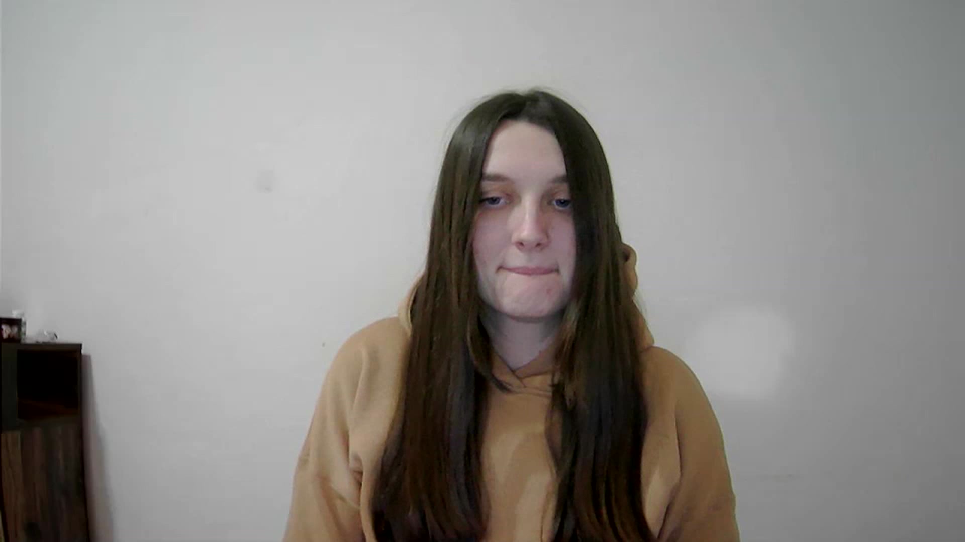 Gallery image thumbnail from Vl_Roze's myfreecams stream on, 03/12/2023, 18:06 image 11 of 20