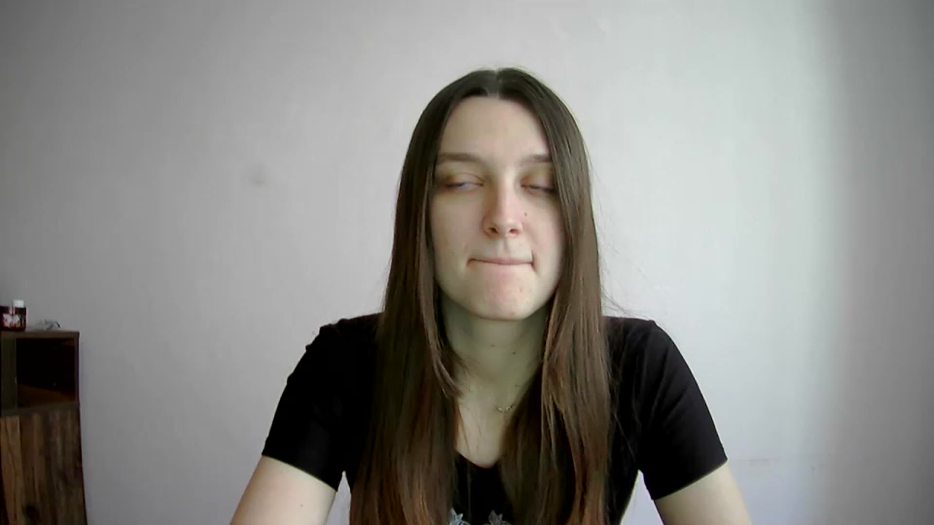 Gallery image thumbnail from Vl_Roze's myfreecams stream on, 03/14/2023, 12:41 image 13 of 20