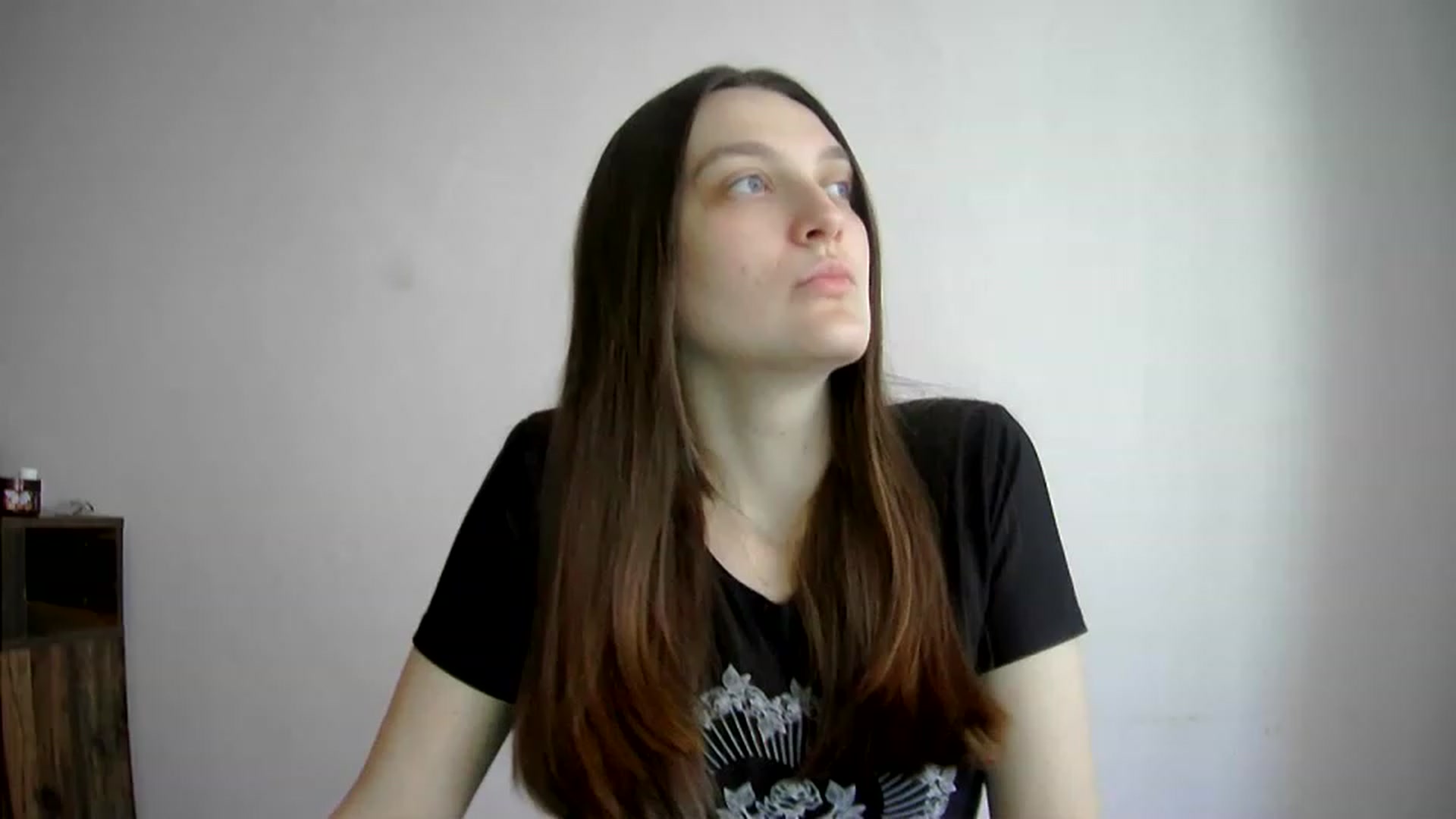 Gallery image thumbnail from Vl_Roze's myfreecams stream on, 03/14/2023, 12:41 image 10 of 20