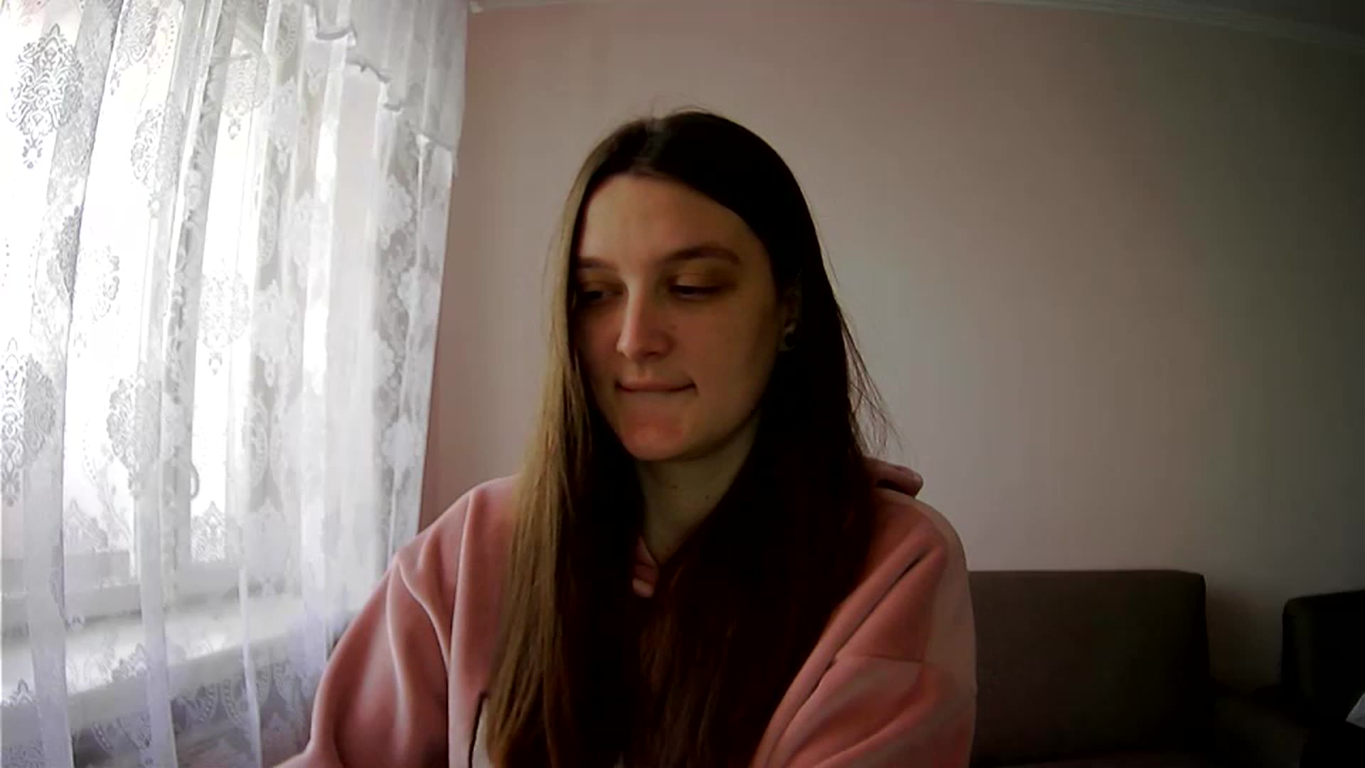 Gallery image thumbnail from Vl_Roze's myfreecams stream on, 03/19/2023, 11:43 image 10 of 20
