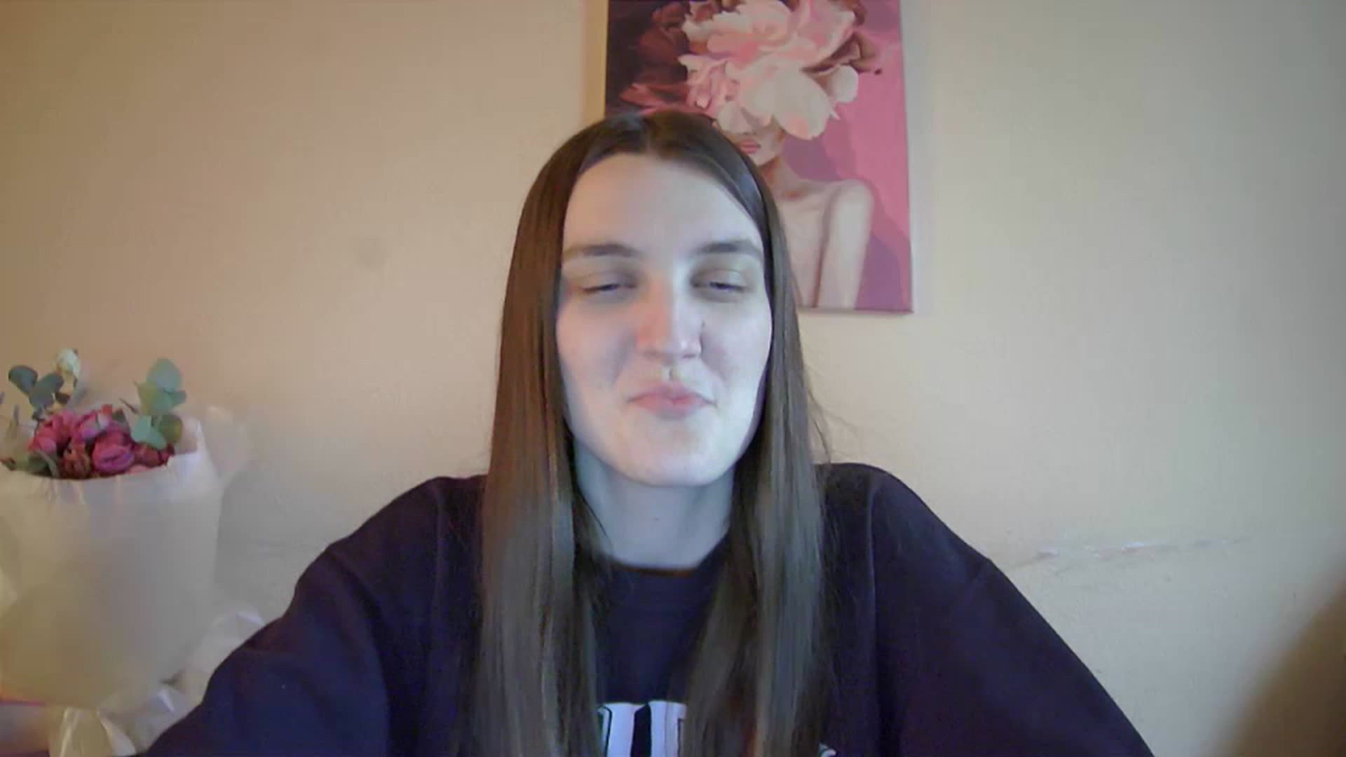 Gallery image thumbnail from Vl_Roze's myfreecams stream on, 04/18/2023, 16:49 image 7 of 20