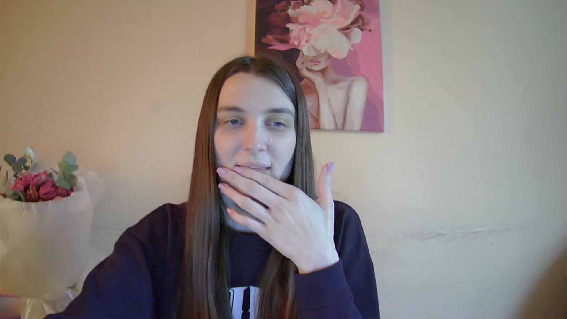 Gallery image thumbnail from Vl_Roze's myfreecams stream on, 04/18/2023, 16:49 image 6 of 20
