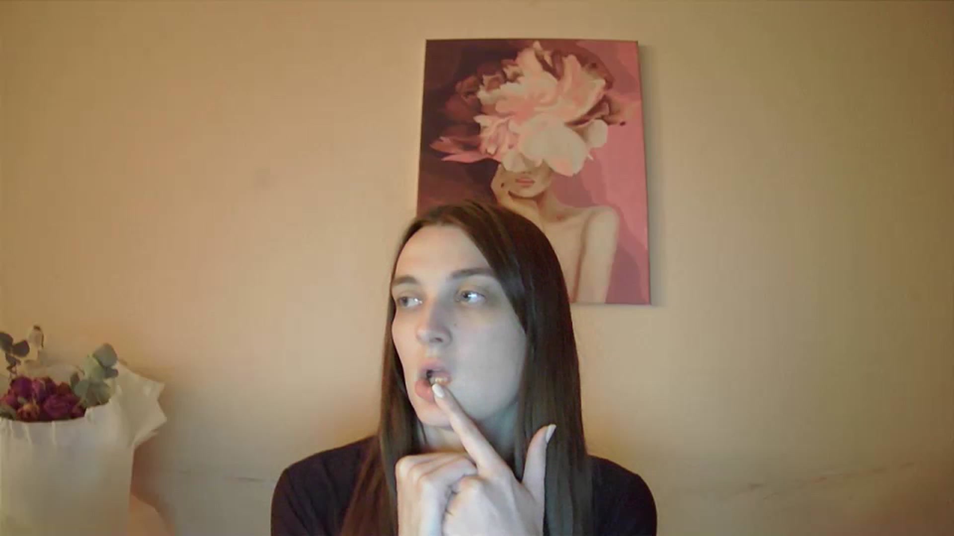 Gallery image thumbnail from Vl_Roze's myfreecams stream on, 04/29/2023, 17:59 image 19 of 20