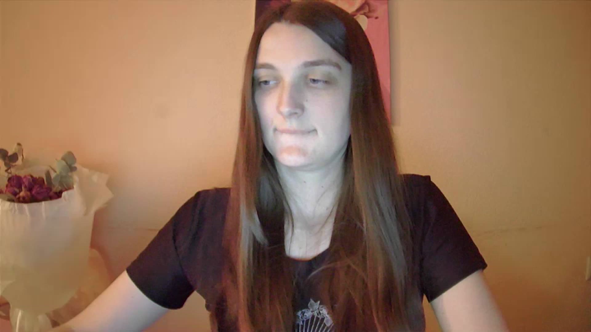 Gallery image thumbnail from Vl_Roze's myfreecams stream on, 04/30/2023, 18:48 image 13 of 20
