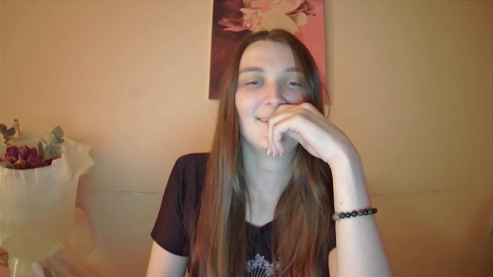 Gallery image thumbnail from Vl_Roze's myfreecams stream on, 04/30/2023, 18:48 image 20 of 20