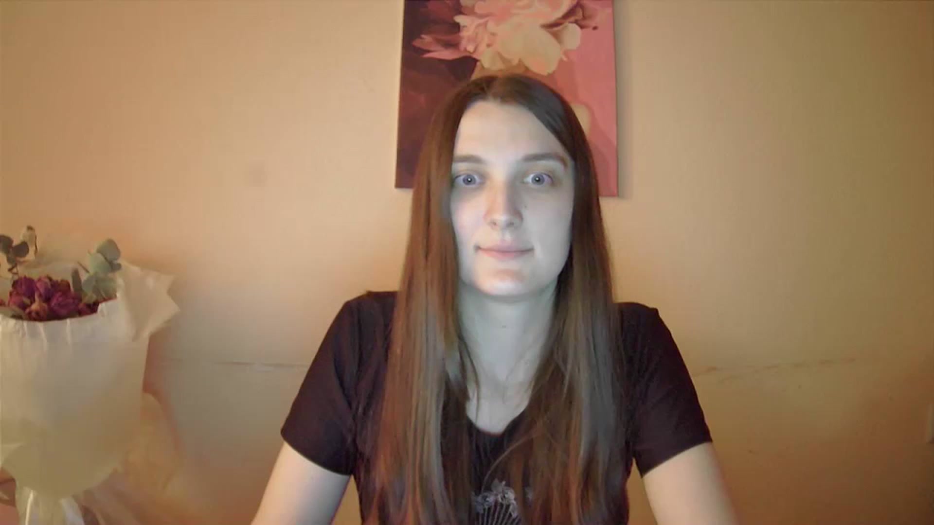 Gallery image thumbnail from Vl_Roze's myfreecams stream on, 04/30/2023, 18:48 image 14 of 20
