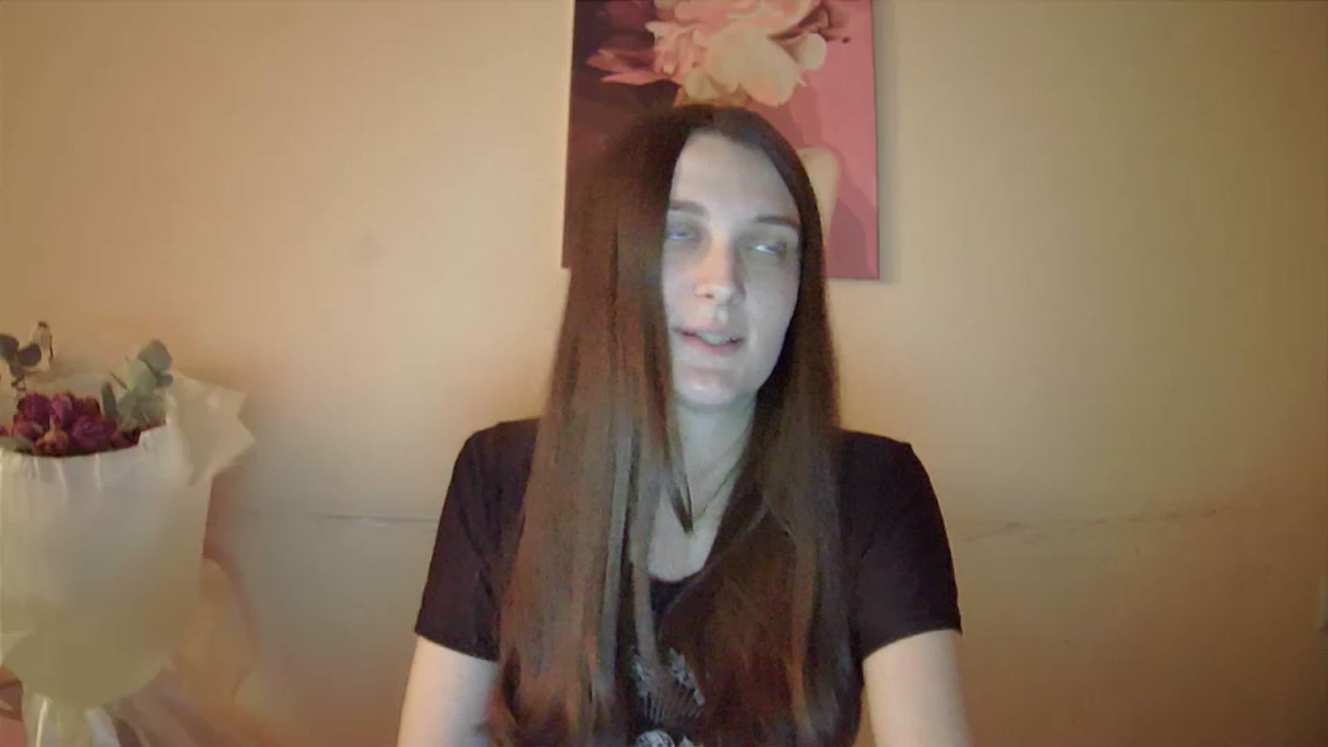 Gallery image thumbnail from Vl_Roze's myfreecams stream on, 04/30/2023, 18:48 image 12 of 20