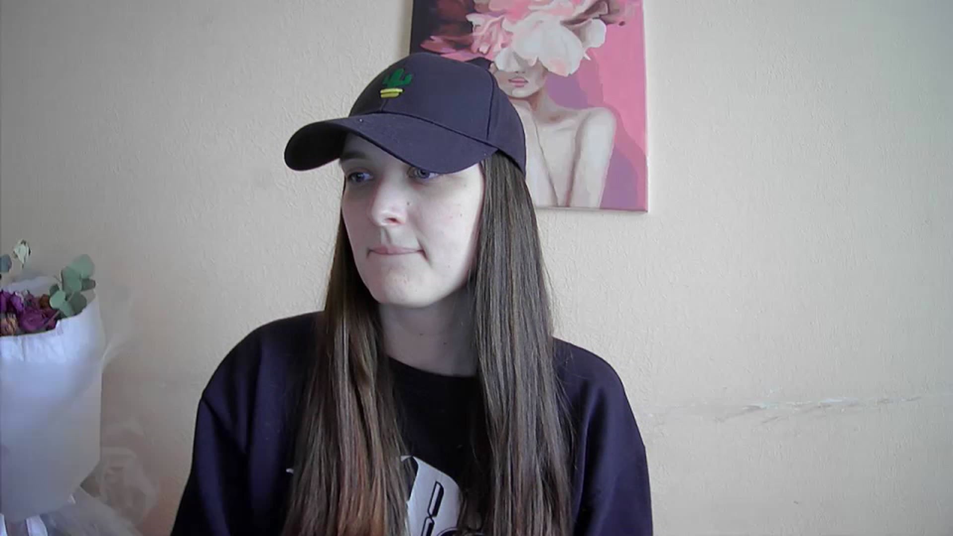 Gallery image thumbnail from Vl_Roze's myfreecams stream on, 05/04/2023, 13:49 image 11 of 20