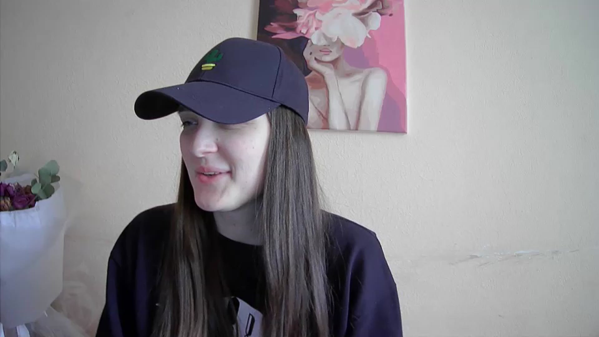 Gallery image thumbnail from Vl_Roze's myfreecams stream on, 05/04/2023, 13:49 image 13 of 20
