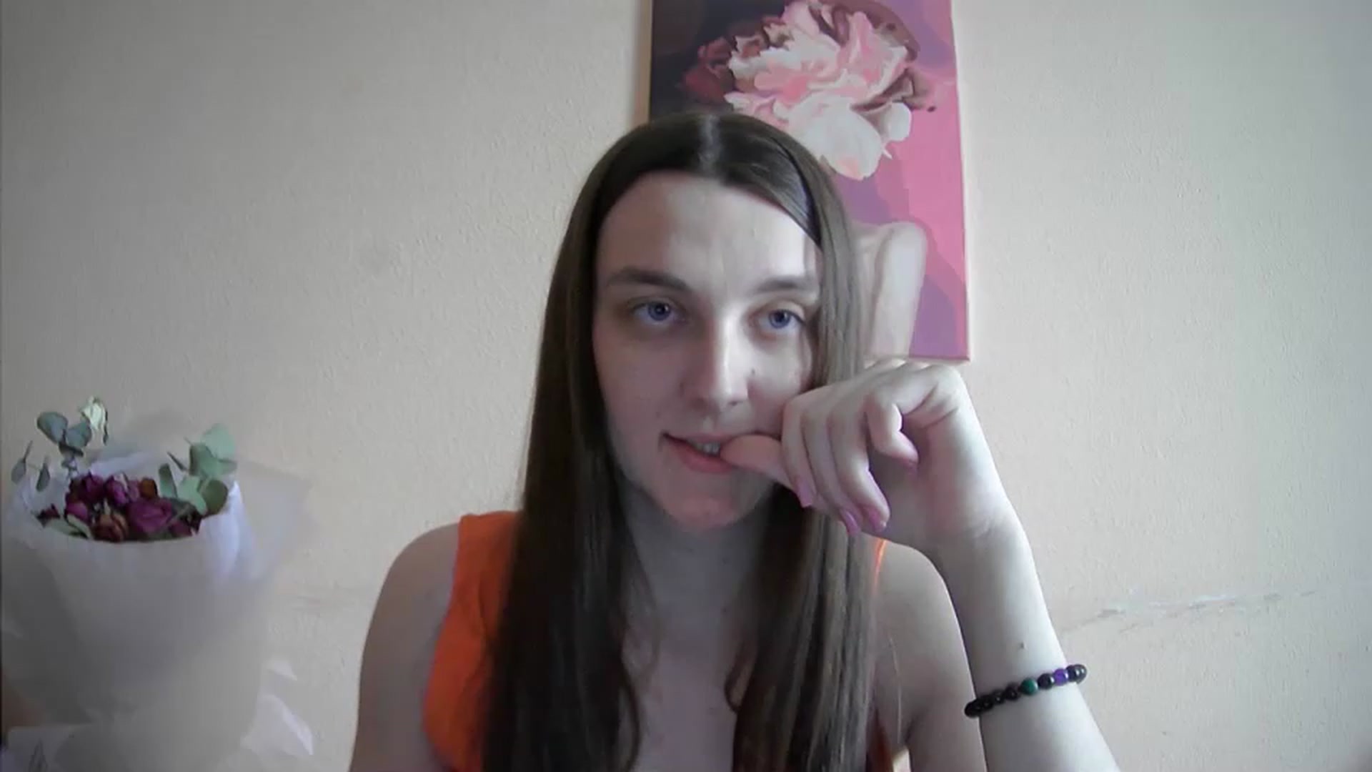 Gallery image thumbnail from Vl_Roze's myfreecams stream on, 05/16/2023, 11:24 image 2 of 20