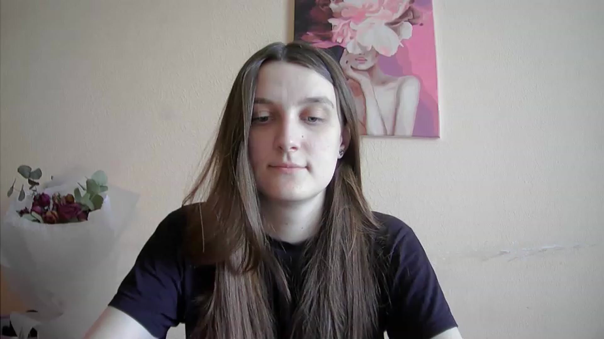 Gallery image thumbnail from Vl_Roze's myfreecams stream on, 05/28/2023, 12:28 image 7 of 20