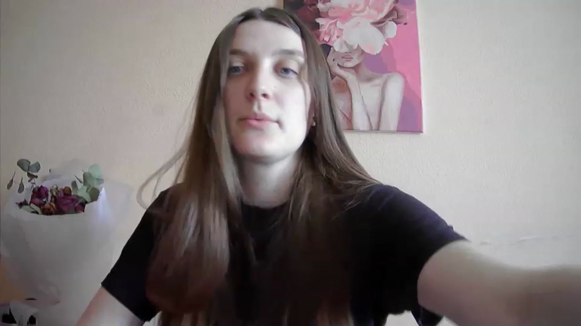 Gallery image thumbnail from Vl_Roze's myfreecams stream on, 05/28/2023, 12:28 image 8 of 20