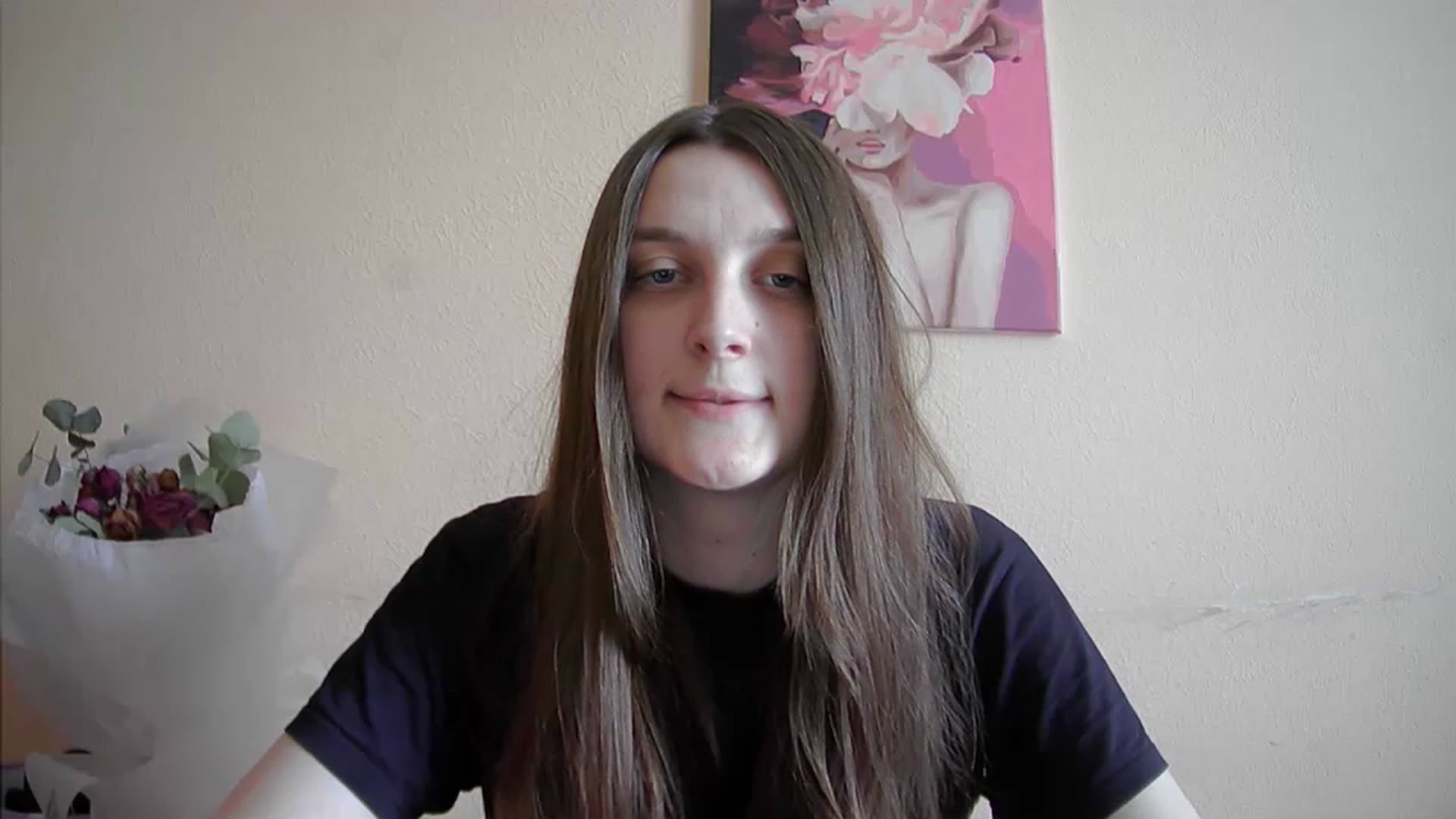 Gallery image thumbnail from Vl_Roze's myfreecams stream on, 05/28/2023, 12:28 image 14 of 20