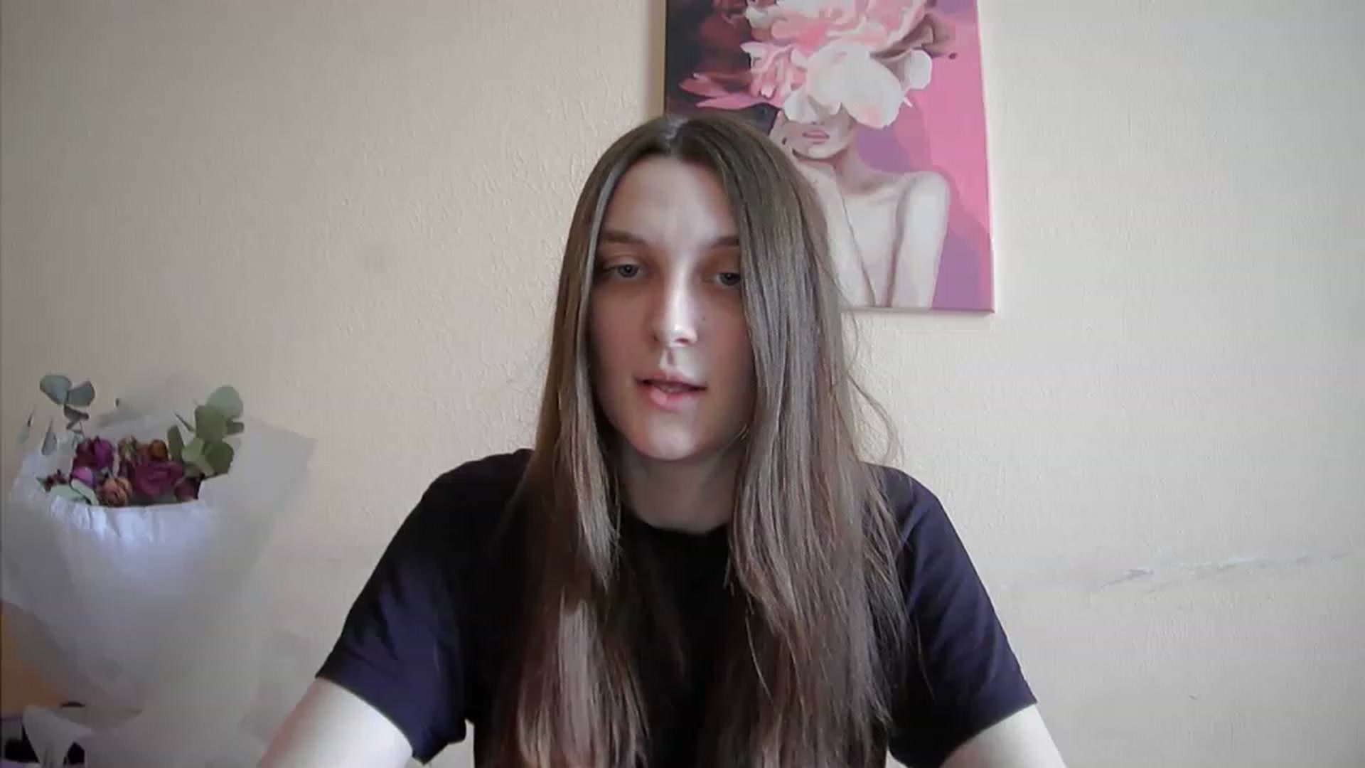 Gallery image thumbnail from Vl_Roze's myfreecams stream on, 05/28/2023, 12:28 image 19 of 20