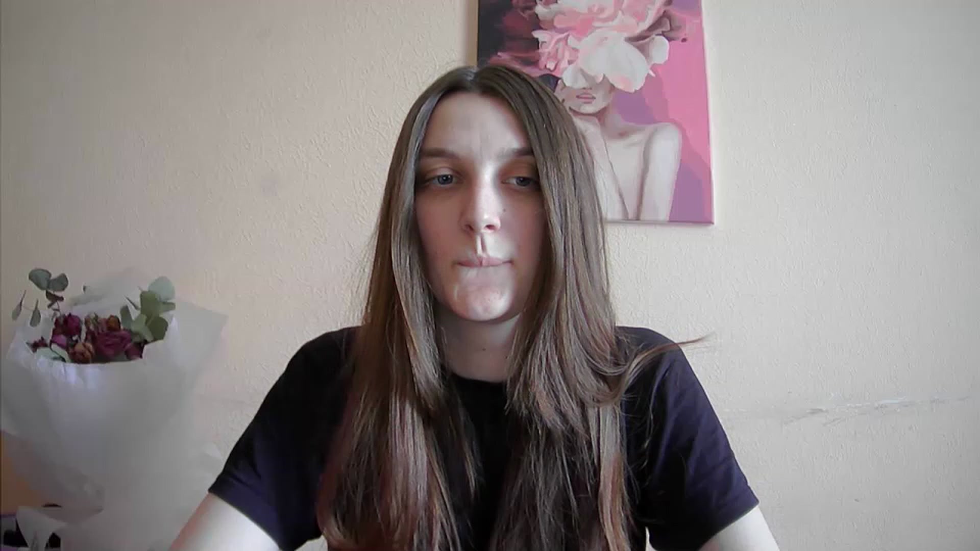 Gallery image thumbnail from Vl_Roze's myfreecams stream on, 05/28/2023, 12:28 image 11 of 20