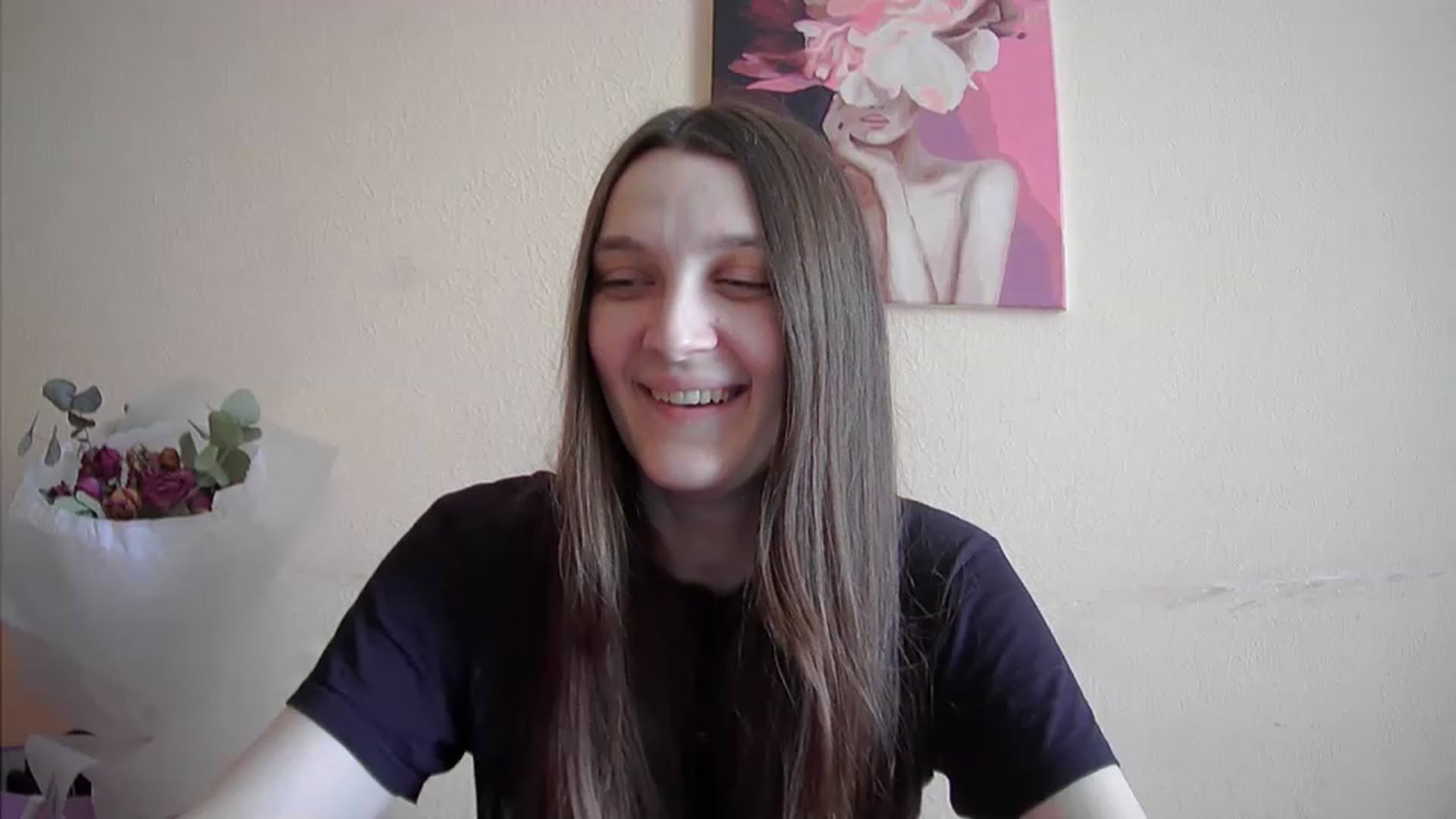 Gallery image thumbnail from Vl_Roze's myfreecams stream on, 05/28/2023, 13:05 image 16 of 20