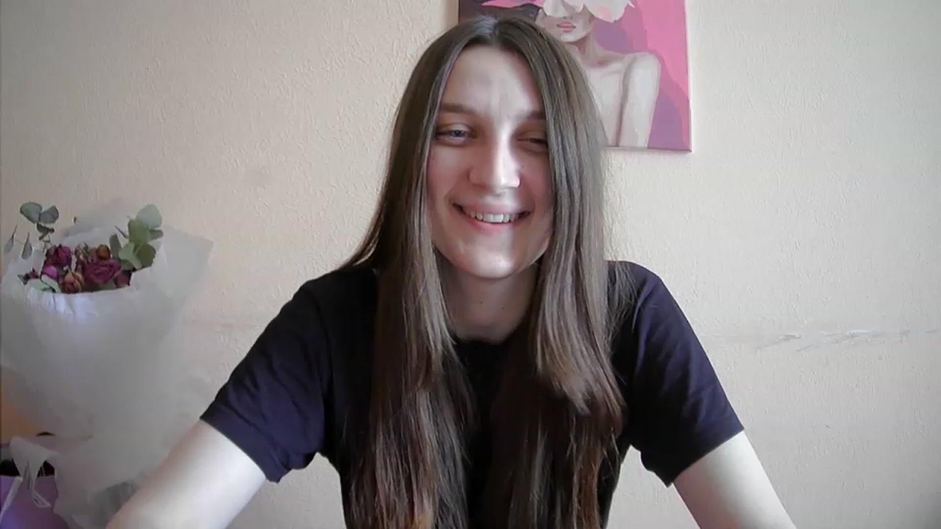 Gallery image thumbnail from Vl_Roze's myfreecams stream on, 05/28/2023, 13:05 image 9 of 20