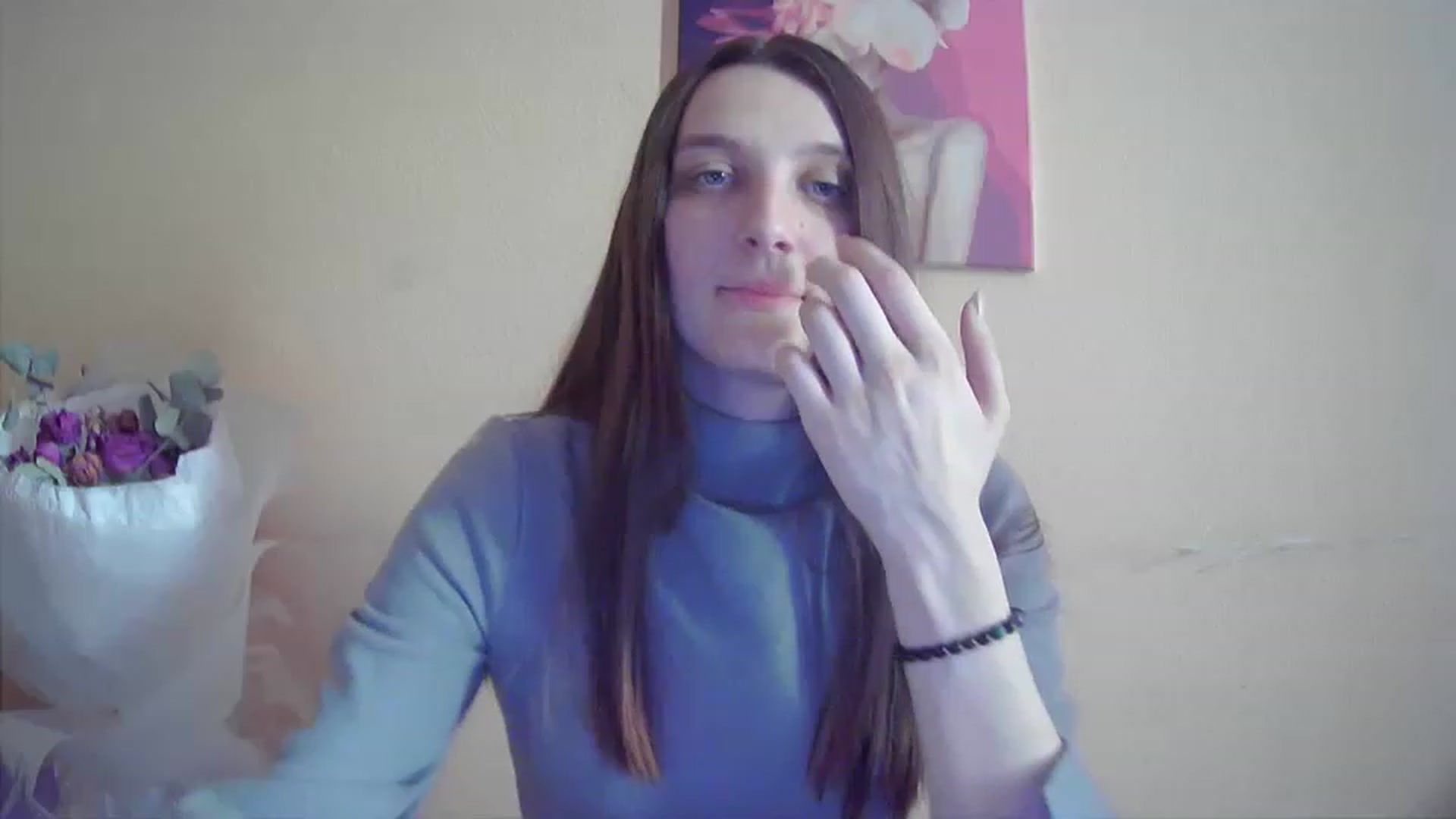 Gallery image thumbnail from Vl_Roze's myfreecams stream on, 05/29/2023, 16:52 image 19 of 20