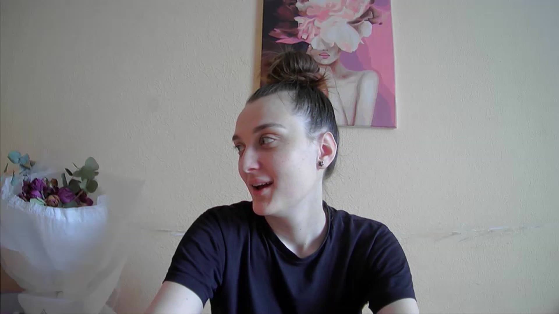 Gallery image thumbnail from Vl_Roze's myfreecams stream on, 05/30/2023, 15:31 image 20 of 20