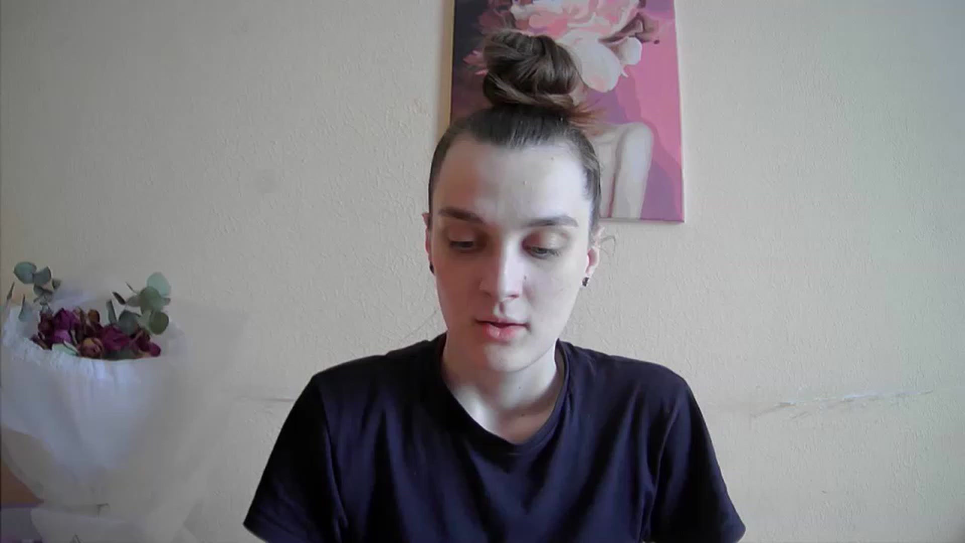 Gallery image thumbnail from Vl_Roze's myfreecams stream on, 05/30/2023, 15:31 image 10 of 20