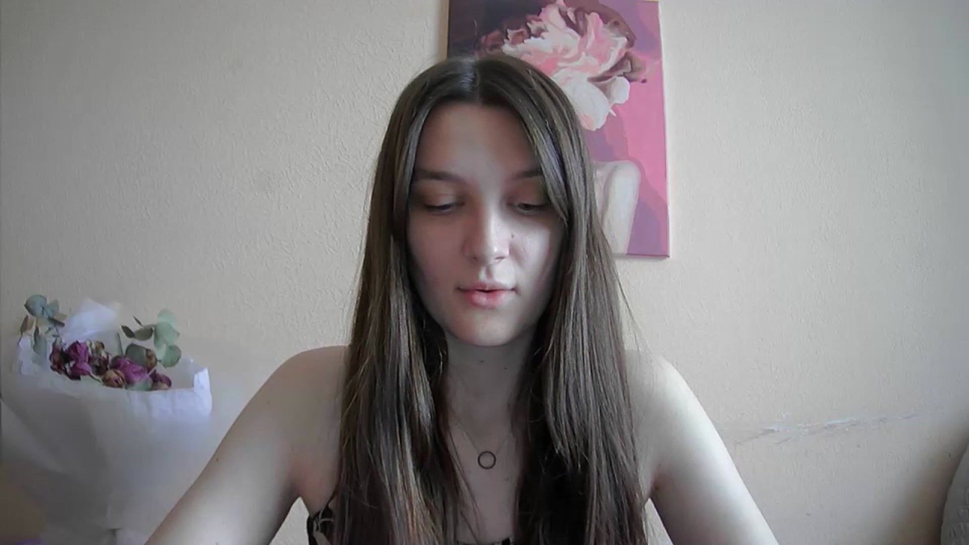 Gallery image thumbnail from Vl_Roze's myfreecams stream on, 07/09/2023, 09:58 image 18 of 20