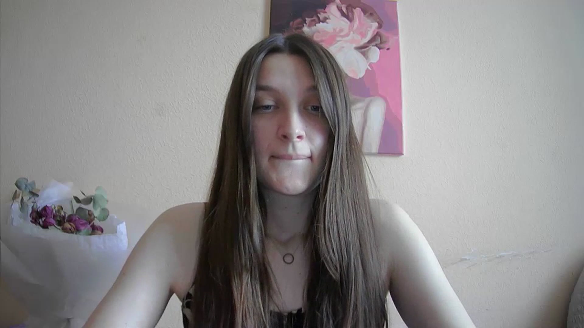 Gallery image thumbnail from Vl_Roze's myfreecams stream on, 07/09/2023, 09:58 image 19 of 20