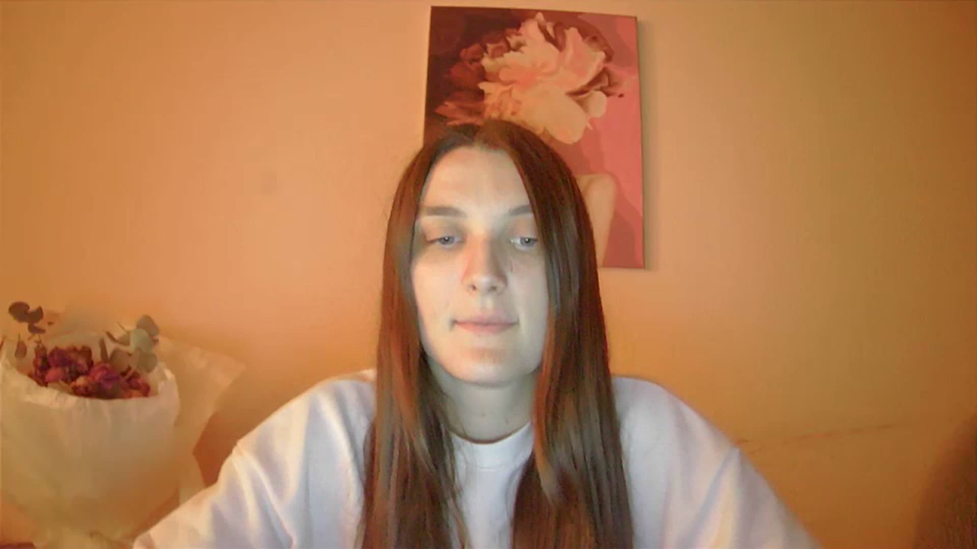Gallery image thumbnail from Vl_Roze's myfreecams stream on, 07/23/2023, 19:15 image 4 of 20