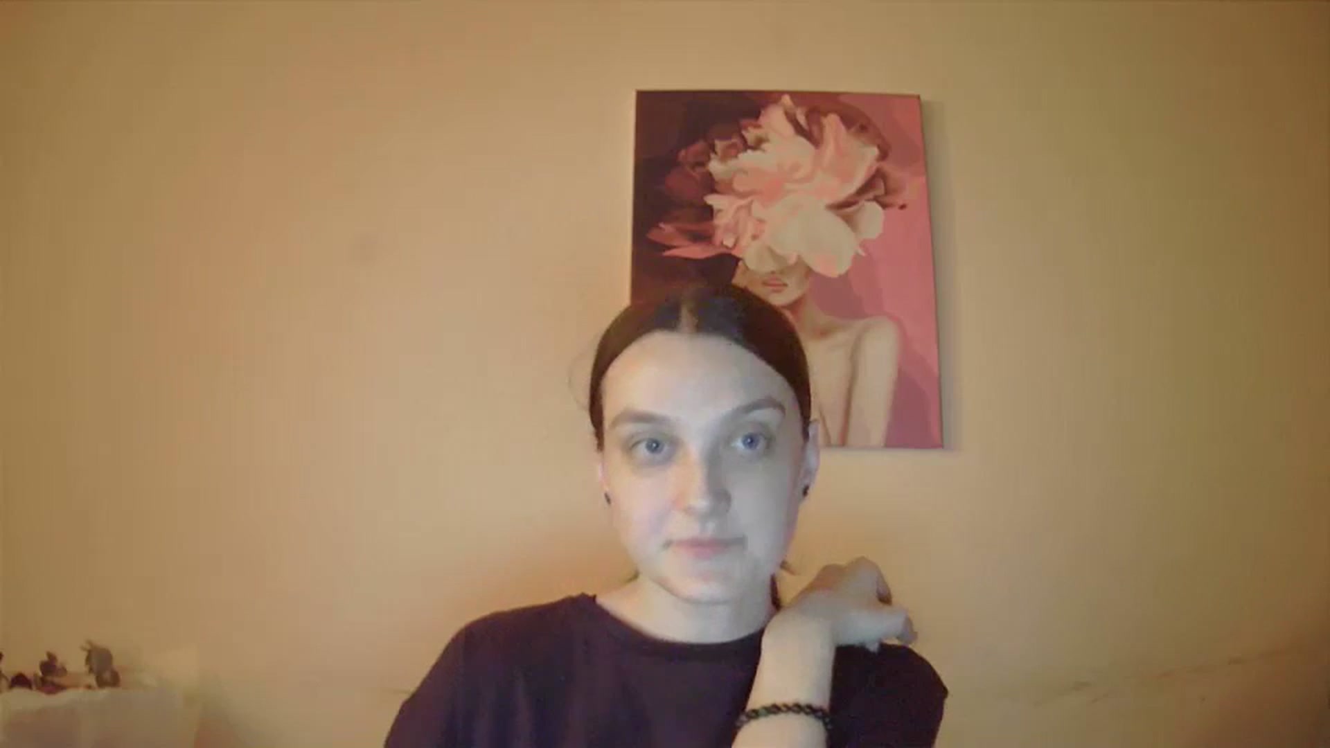 Gallery image thumbnail from Vl_Roze's myfreecams stream on, 09/05/2023, 18:24 image 13 of 20