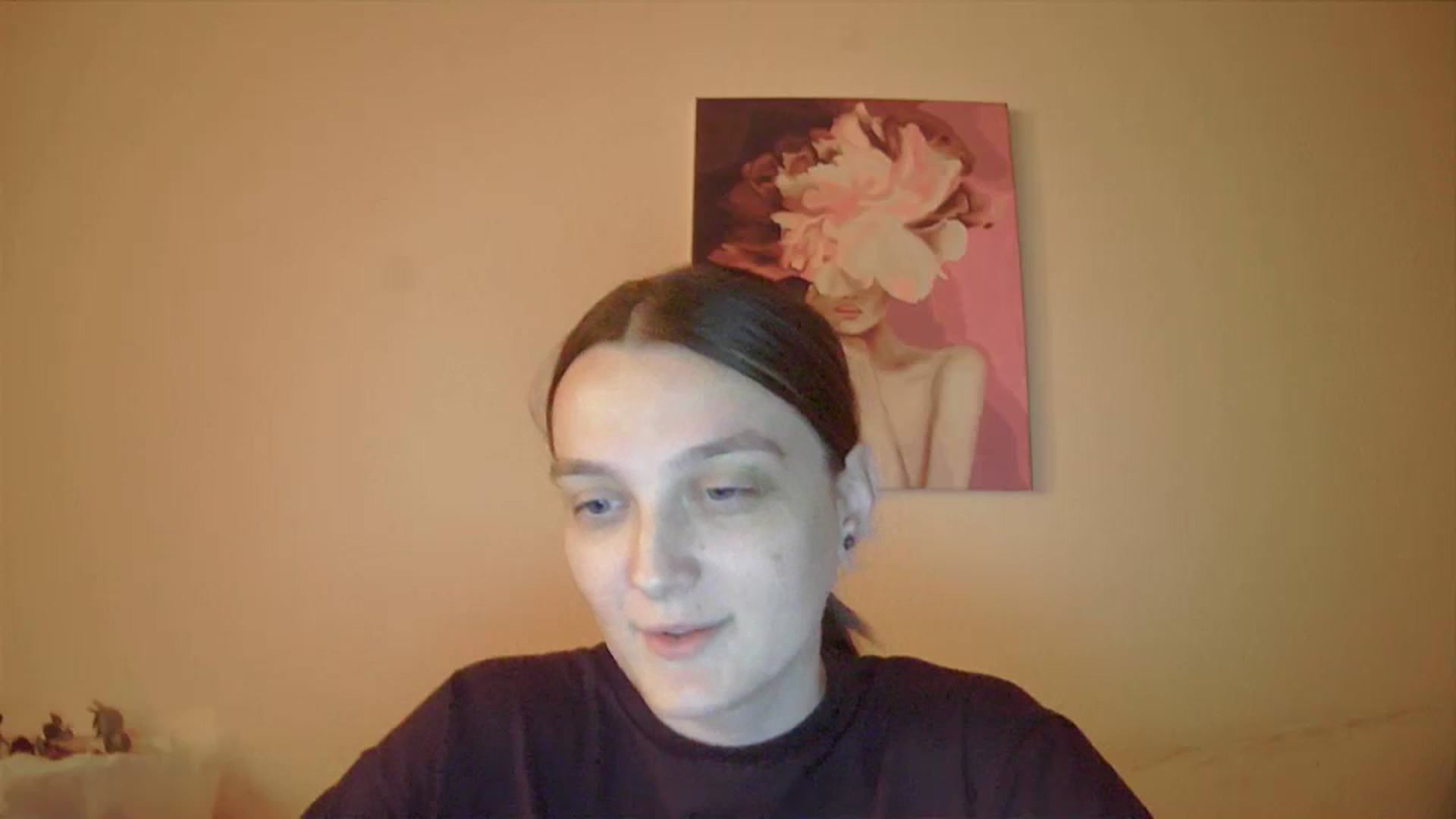 Gallery image thumbnail from Vl_Roze's myfreecams stream on, 09/05/2023, 18:24 image 18 of 20