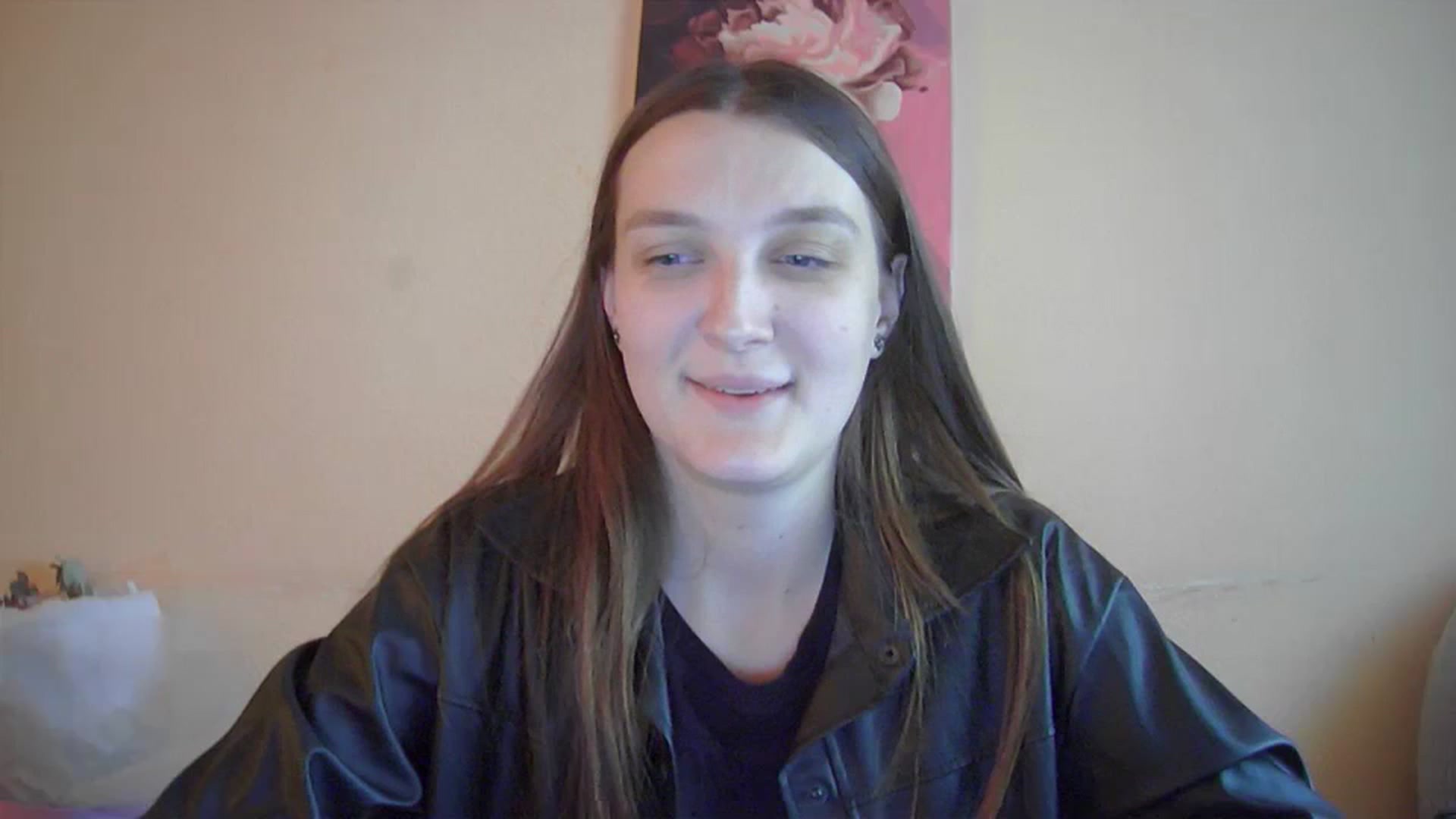 Gallery image thumbnail from Vl_Roze's myfreecams stream on, 09/19/2023, 16:24 image 1 of 20