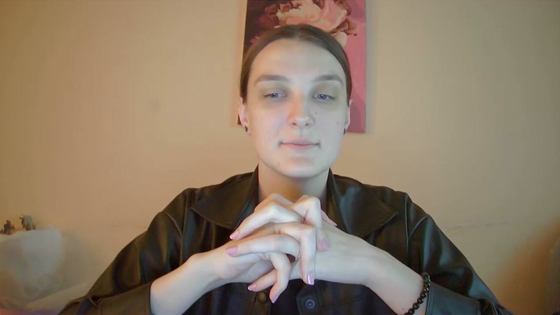 Gallery image thumbnail from Vl_Roze's myfreecams stream on, 09/19/2023, 16:24 image 11 of 20