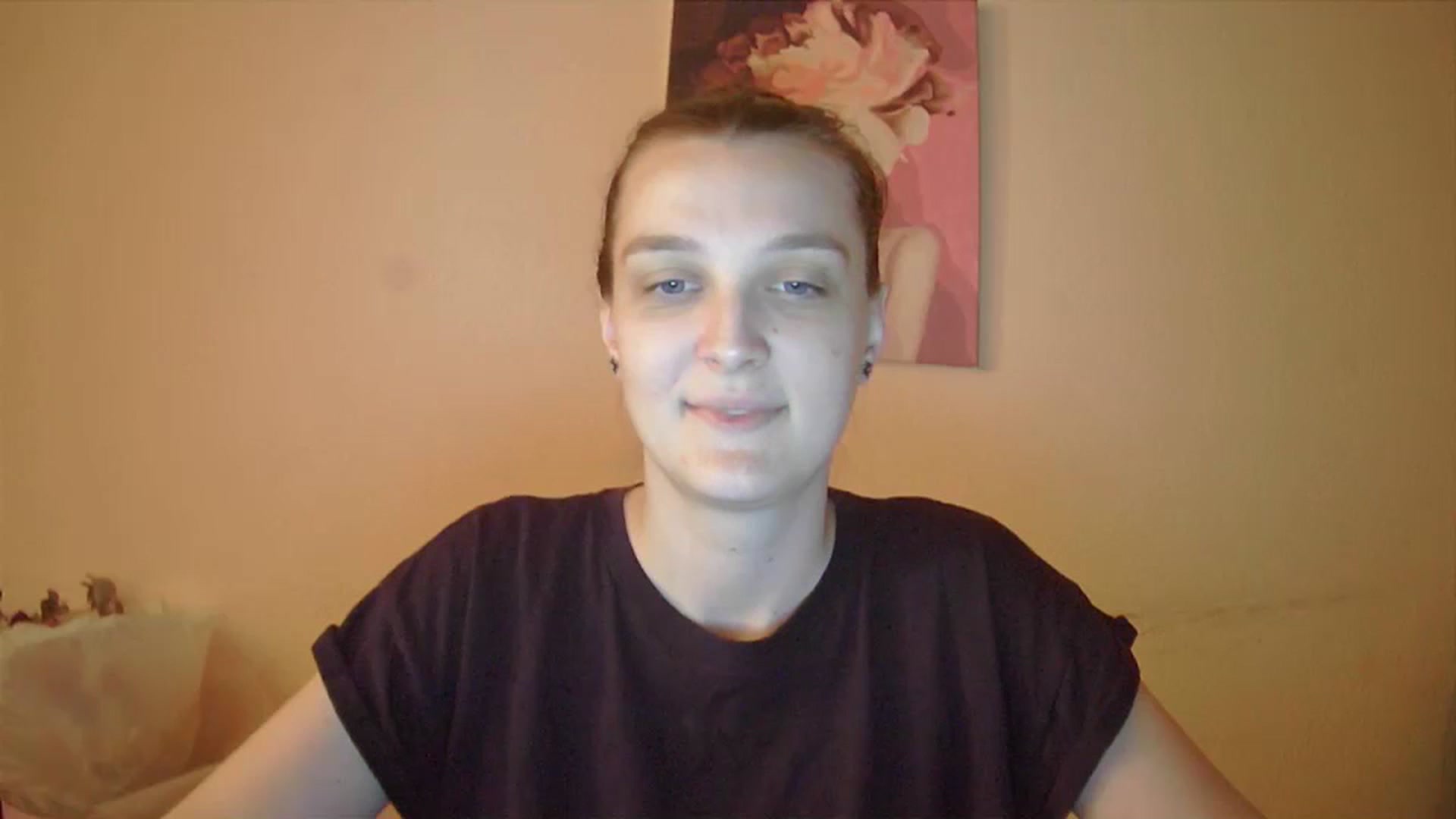 Gallery image thumbnail from Vl_Roze's myfreecams stream on, 09/19/2023, 17:45 image 1 of 20