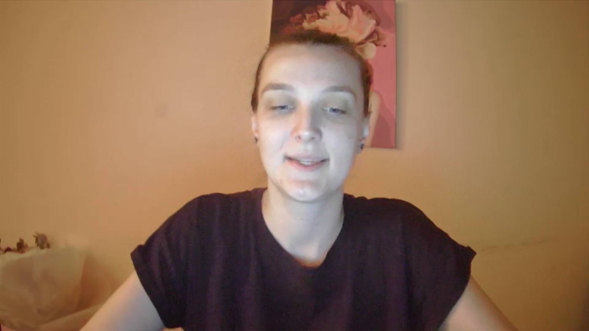Gallery image thumbnail from Vl_Roze's myfreecams stream on, 09/19/2023, 17:45 image 15 of 20