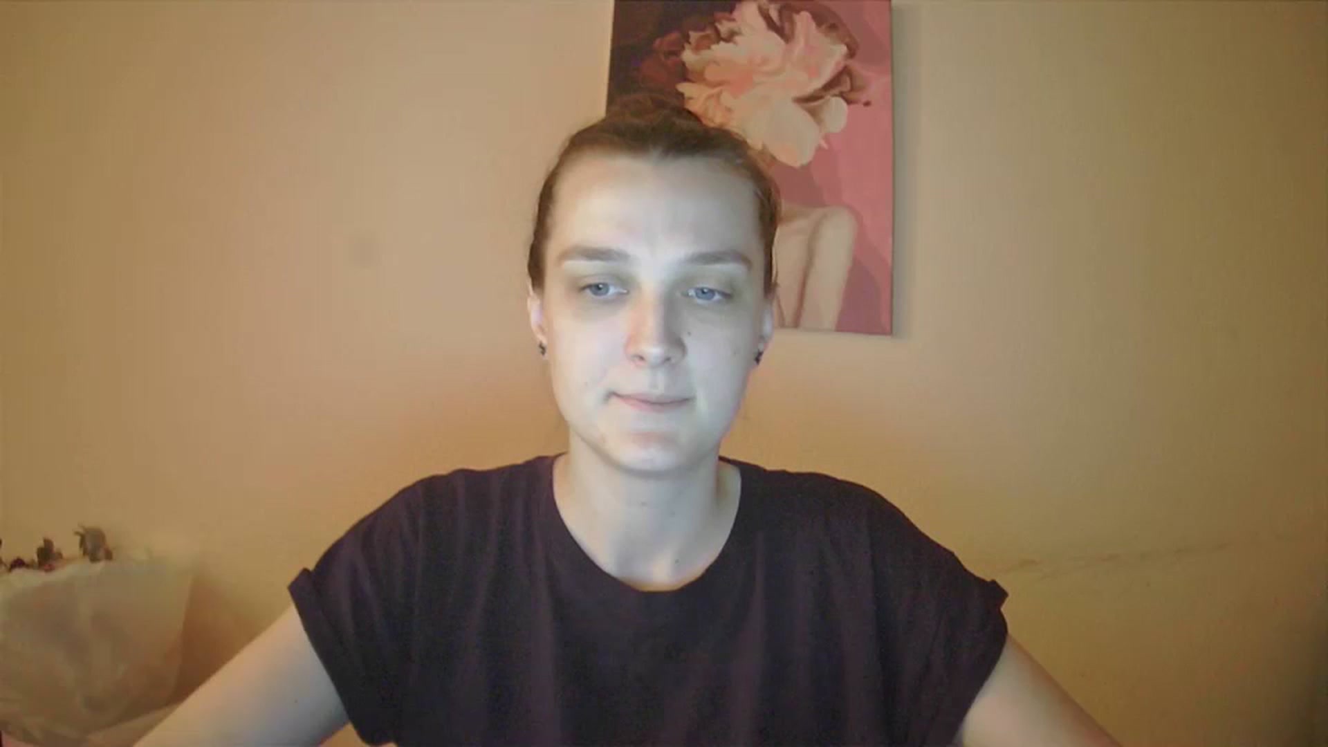 Gallery image thumbnail from Vl_Roze's myfreecams stream on, 09/19/2023, 17:45 image 19 of 20