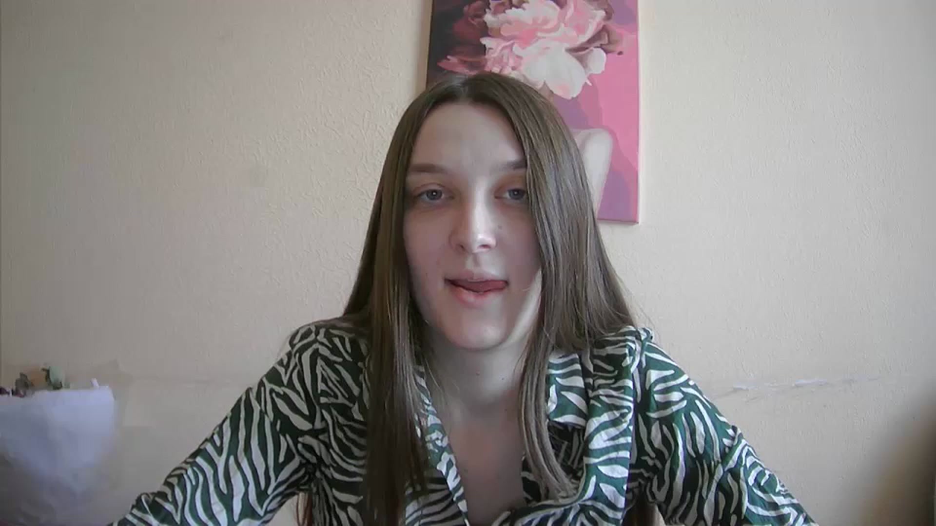 Gallery image thumbnail from Vl_Roze's myfreecams stream on, 09/24/2023, 10:11 image 18 of 20