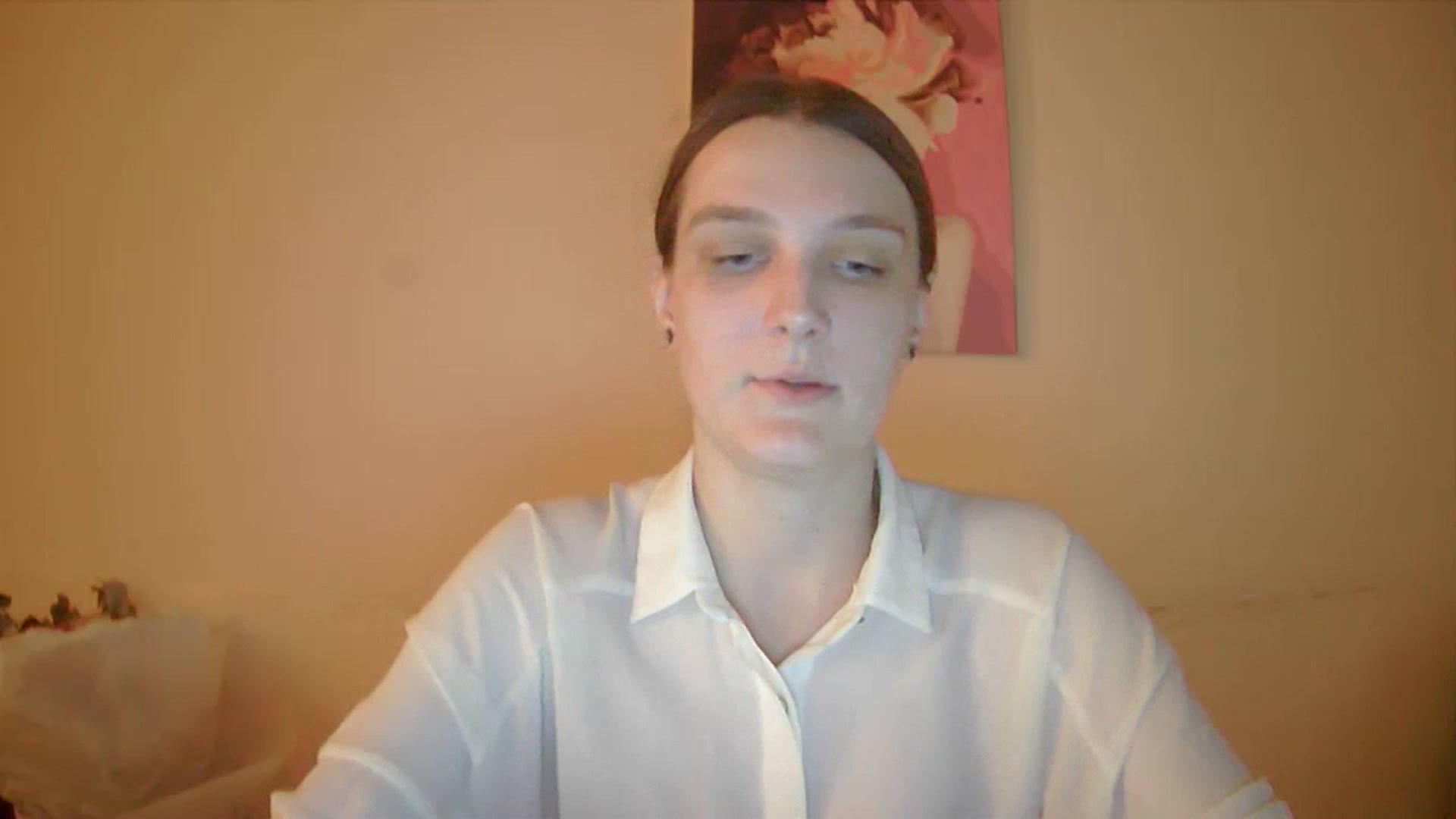 Gallery image thumbnail from Vl_Roze's myfreecams stream on, 09/26/2023, 16:16 image 3 of 20