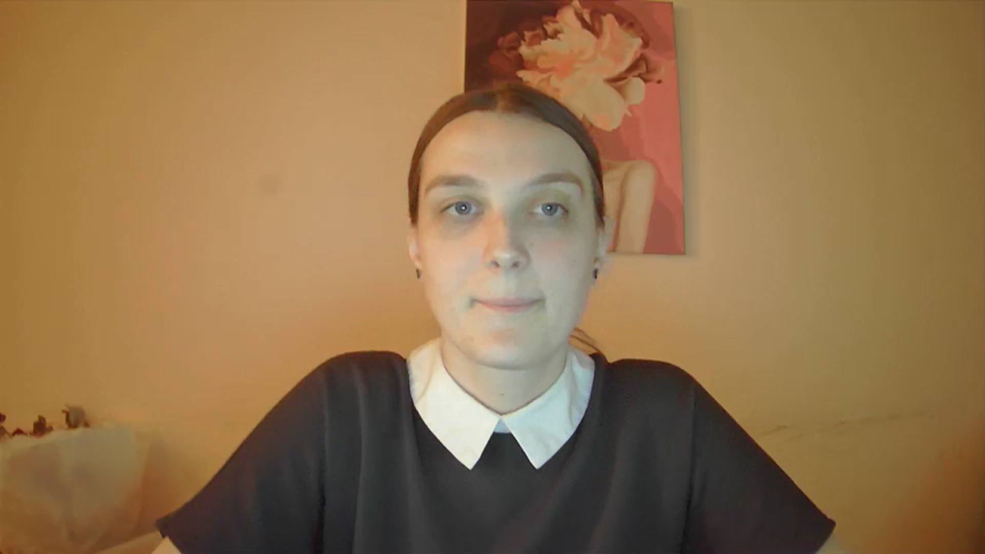 Gallery image thumbnail from Vl_Roze's myfreecams stream on, 10/03/2023, 15:59 image 12 of 20