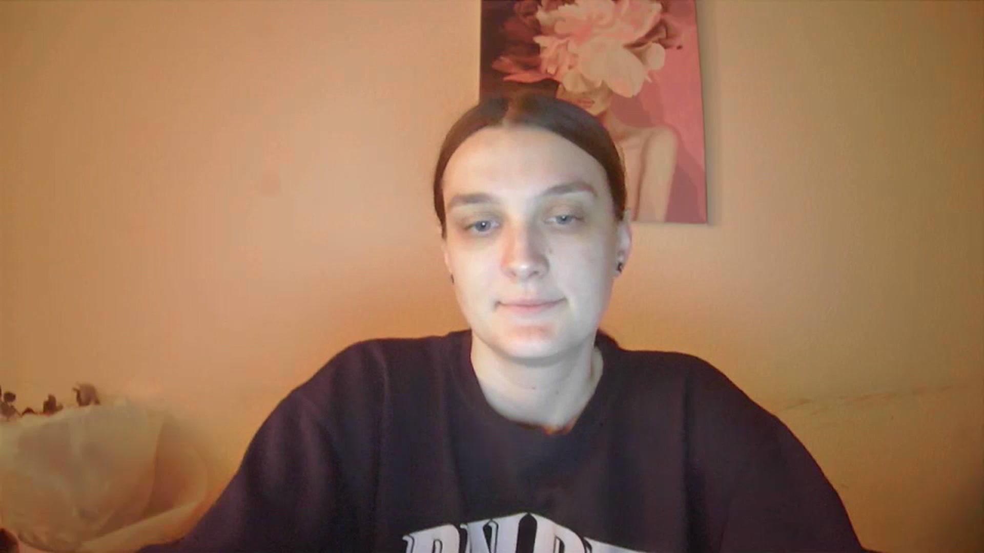 Gallery image thumbnail from Vl_Roze's myfreecams stream on, 10/10/2023, 18:01 image 15 of 20