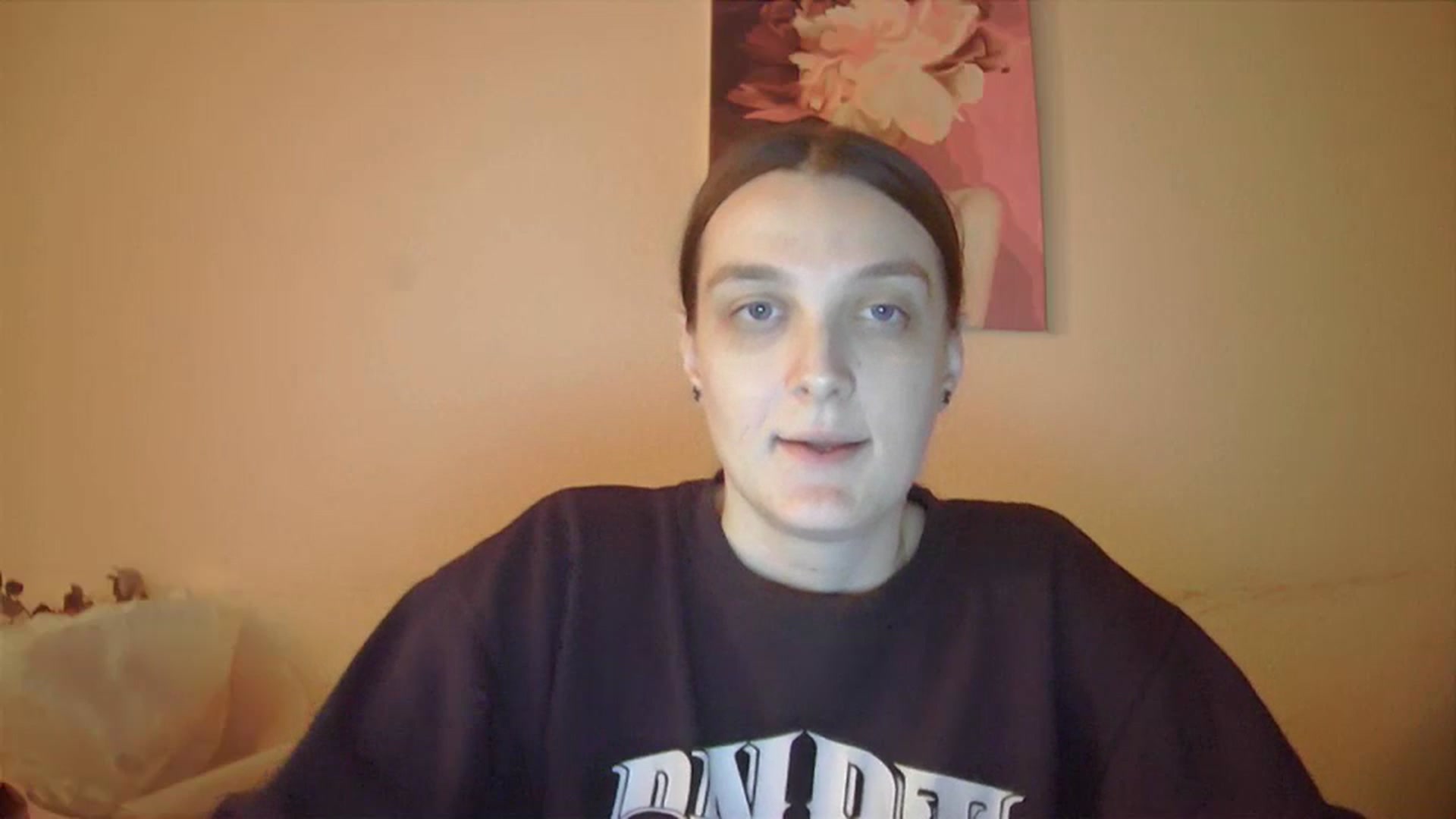 Gallery image thumbnail from Vl_Roze's myfreecams stream on, 10/10/2023, 18:01 image 18 of 20