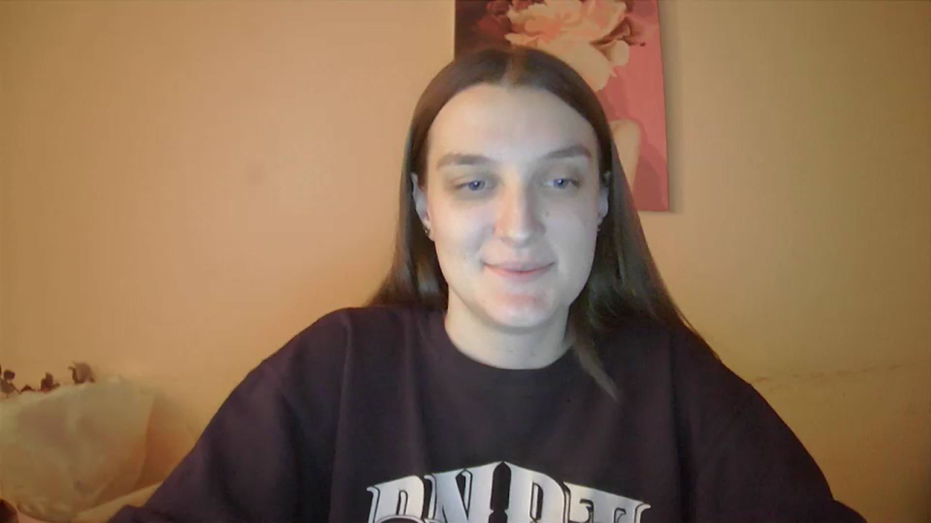 Gallery image thumbnail from Vl_Roze's myfreecams stream on, 10/10/2023, 18:01 image 7 of 20