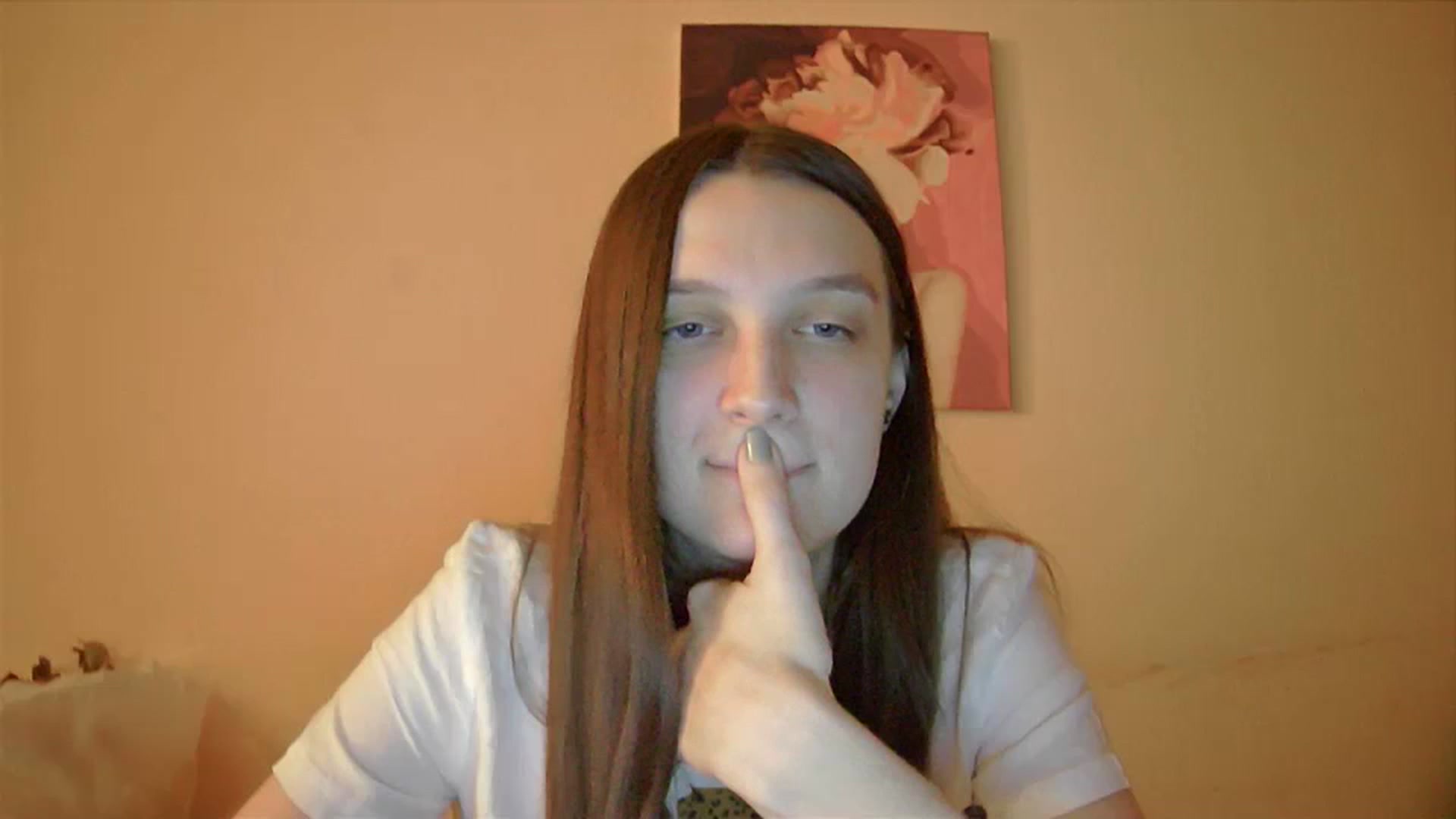 Gallery image thumbnail from Vl_Roze's myfreecams stream on, 11/04/2023, 19:27 image 13 of 20