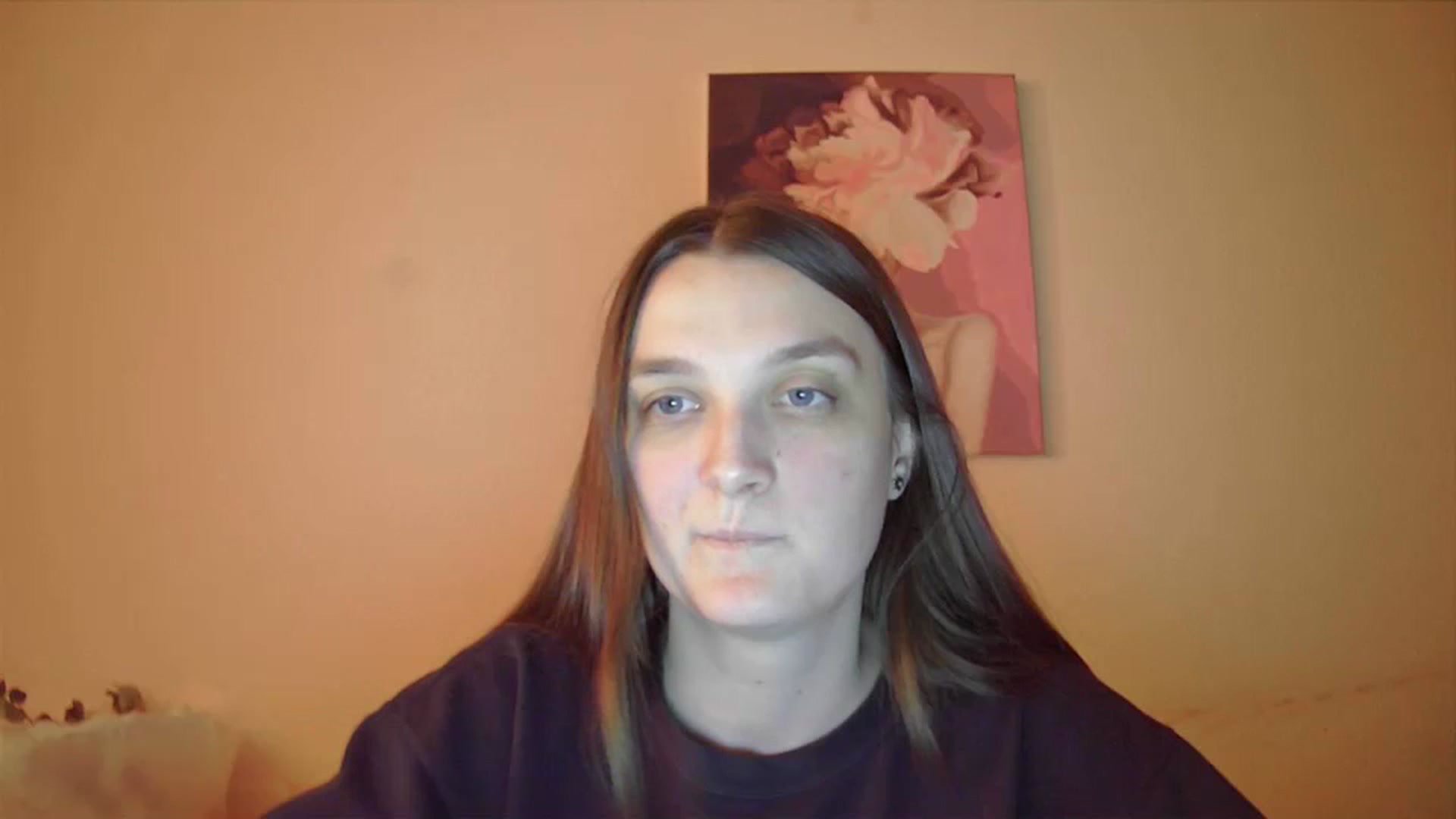 Gallery image thumbnail from Vl_Roze's myfreecams stream on, 11/23/2023, 18:40 image 8 of 20