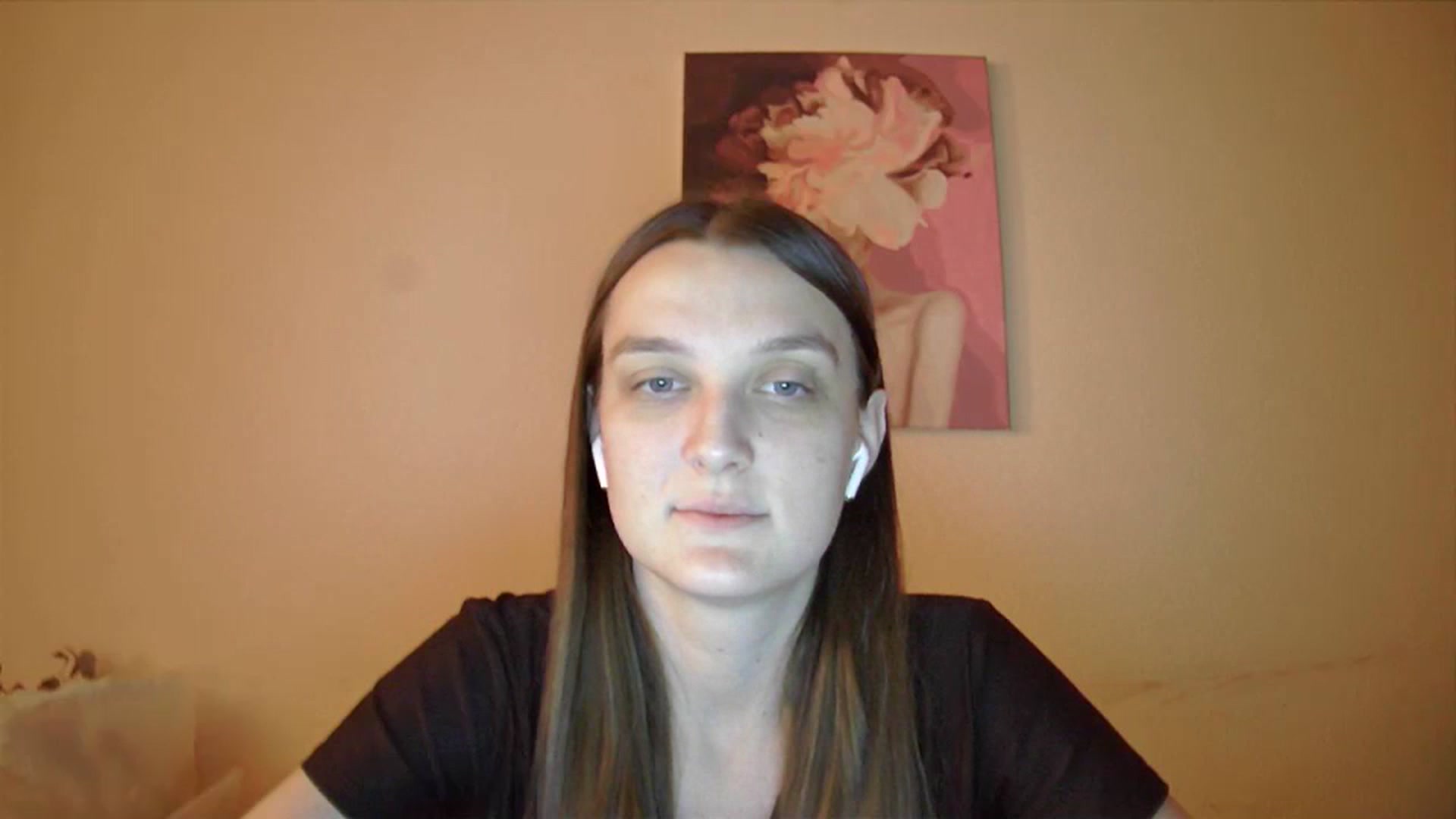 Gallery image thumbnail from Vl_Roze's myfreecams stream on, 12/19/2023, 20:03 image 5 of 20
