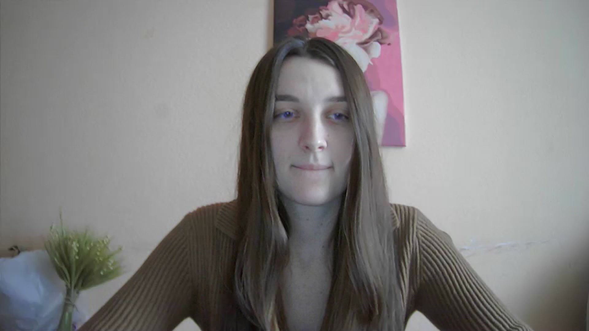 Gallery image thumbnail from Vl_Roze's myfreecams stream on, 12/24/2023, 12:56 image 1 of 20