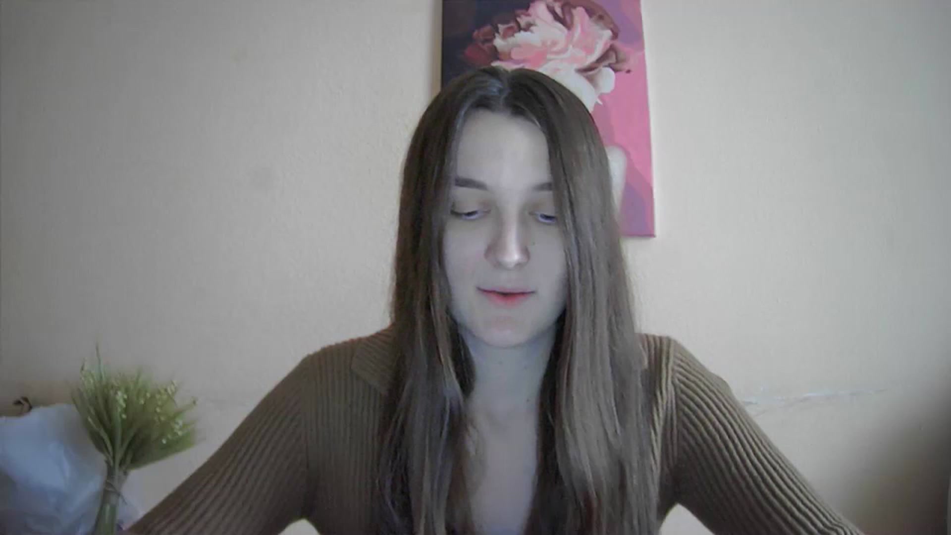 Gallery image thumbnail from Vl_Roze's myfreecams stream on, 12/24/2023, 12:56 image 5 of 20
