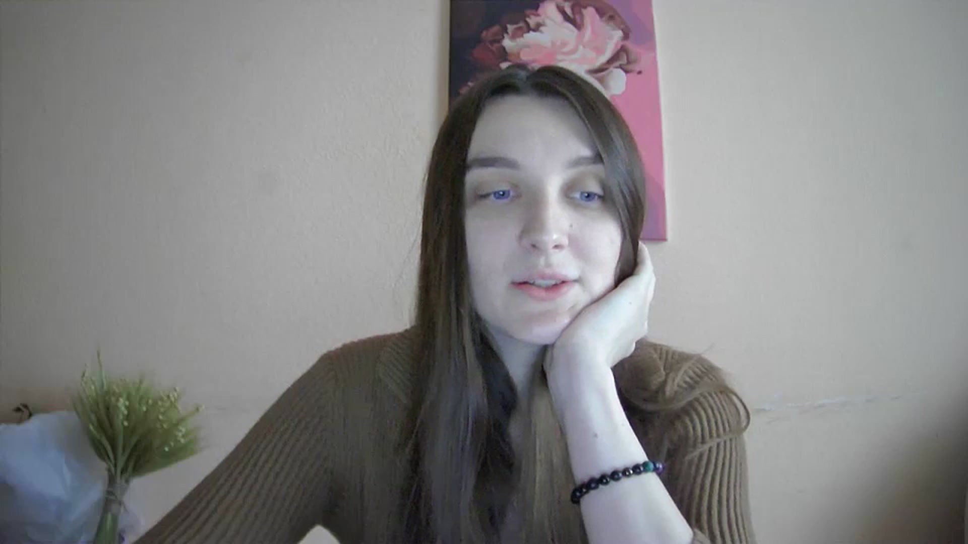 Gallery image thumbnail from Vl_Roze's myfreecams stream on, 12/24/2023, 12:56 image 11 of 20