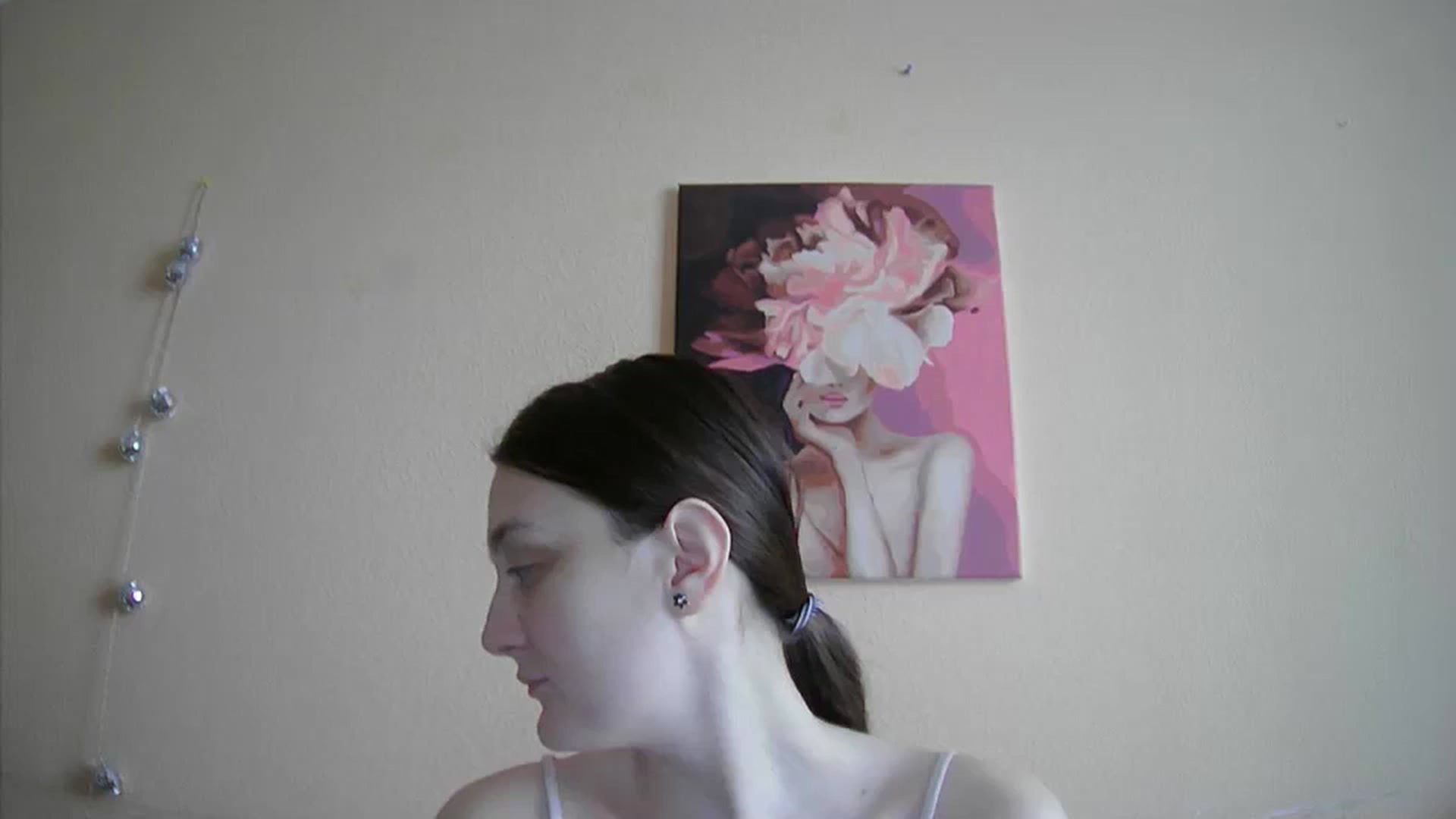 Gallery image thumbnail from Vl_Roze's myfreecams stream on, 02/17/2024, 10:23 image 10 of 20